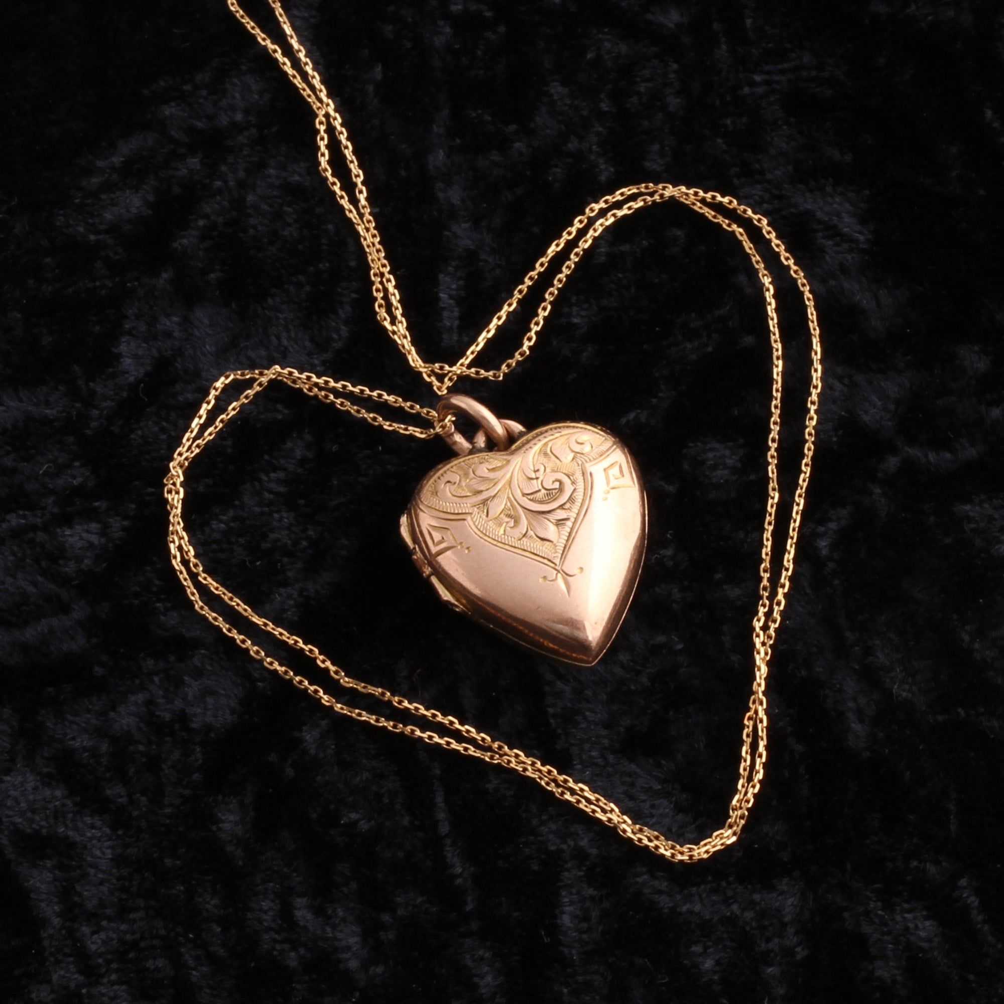 Edwardian Rose Gold Heart Locket