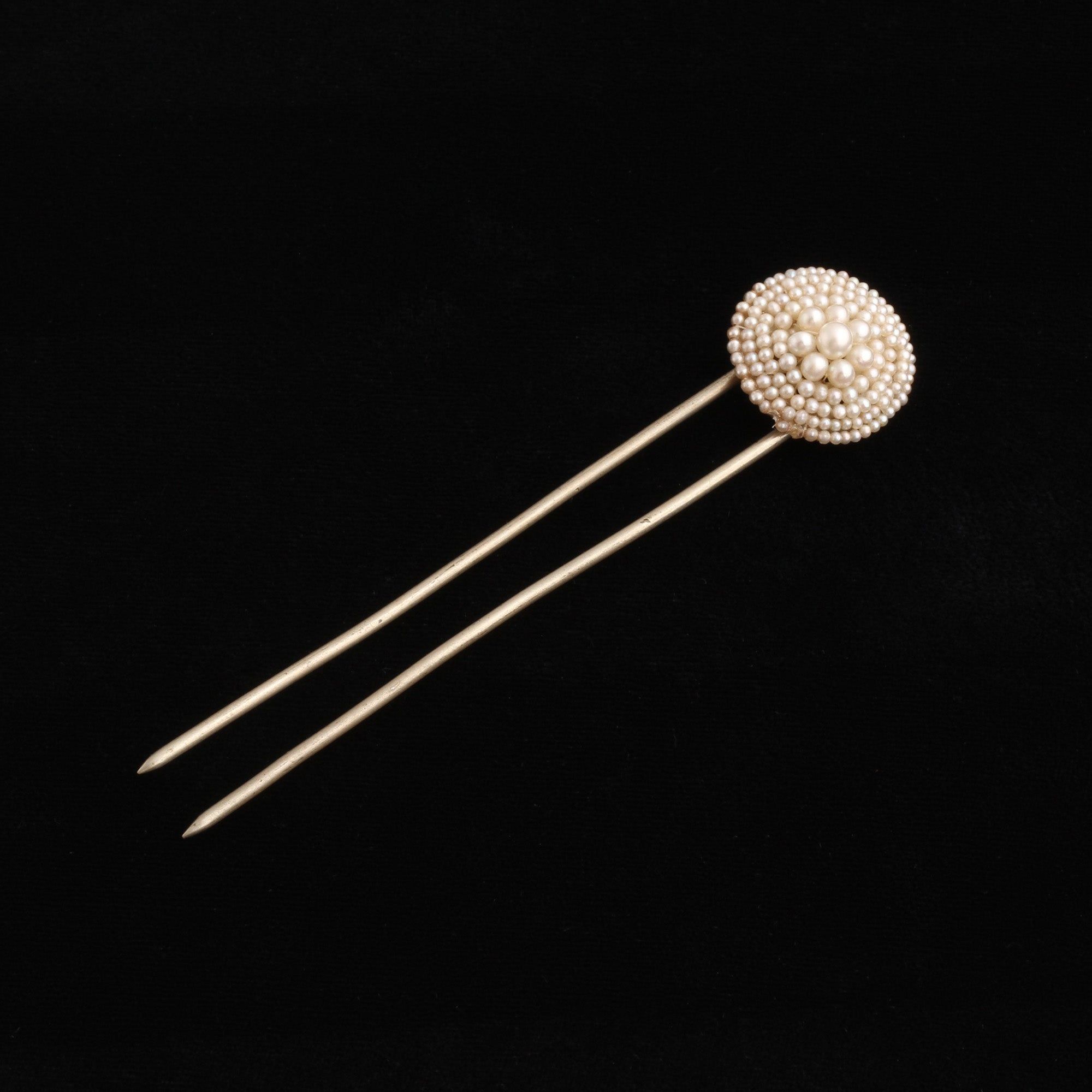 Victorian Pearl Comb