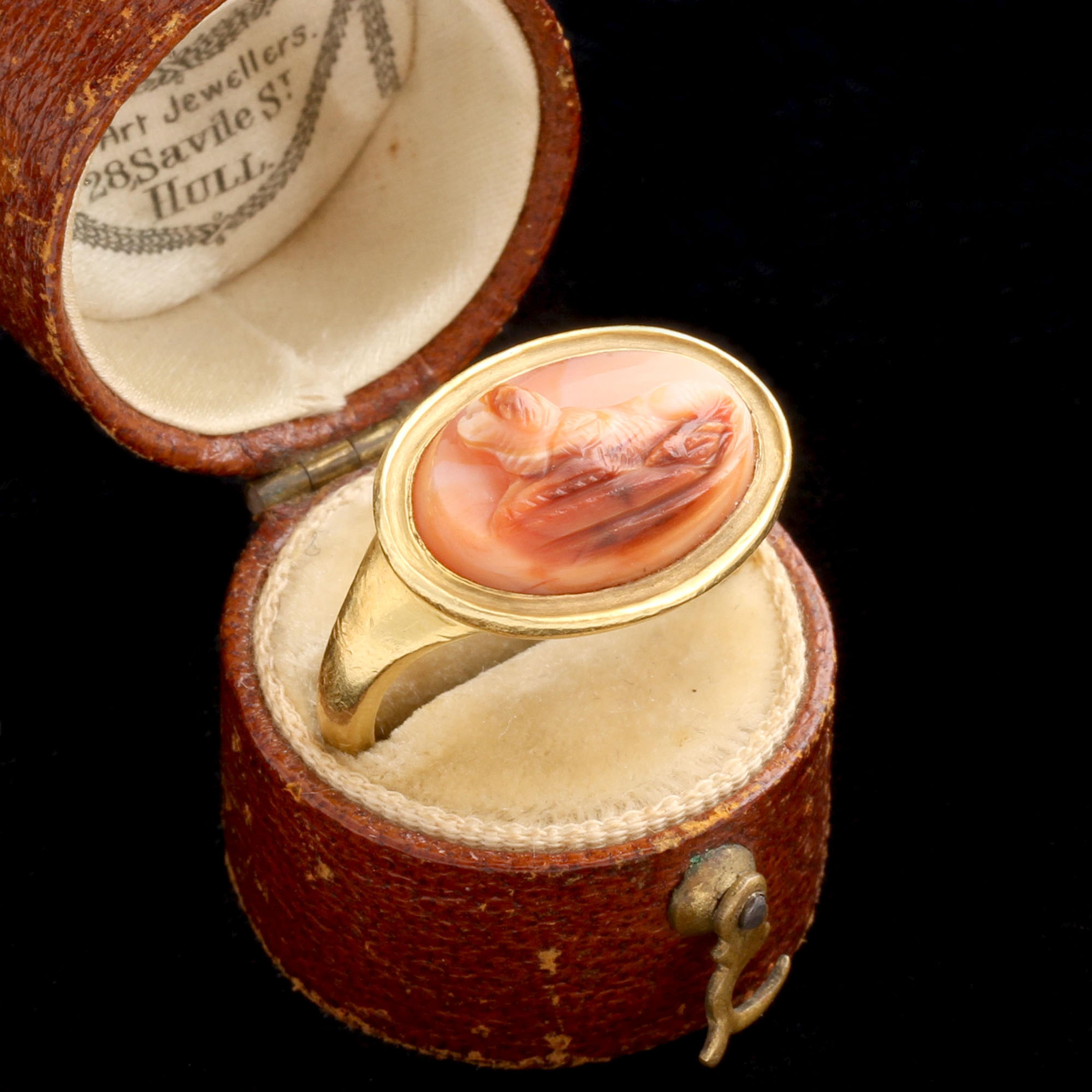 Agate Dog Cameo Ring