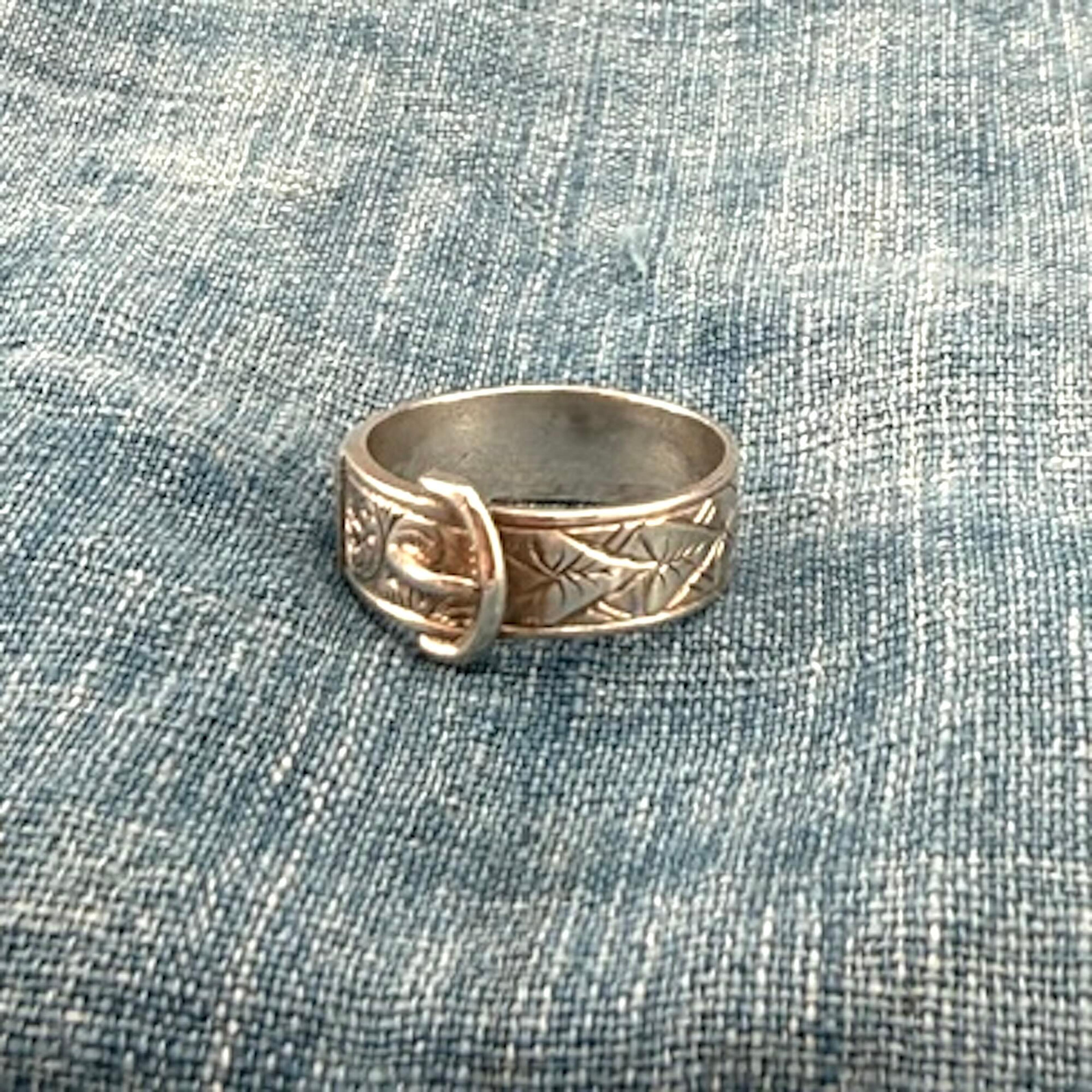 1882 Silver Buckle Ring