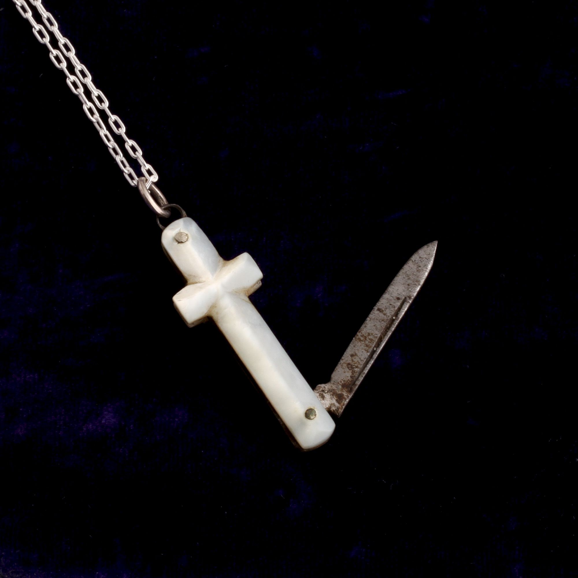 Victorian Mother of Pearl Cross Penknife
