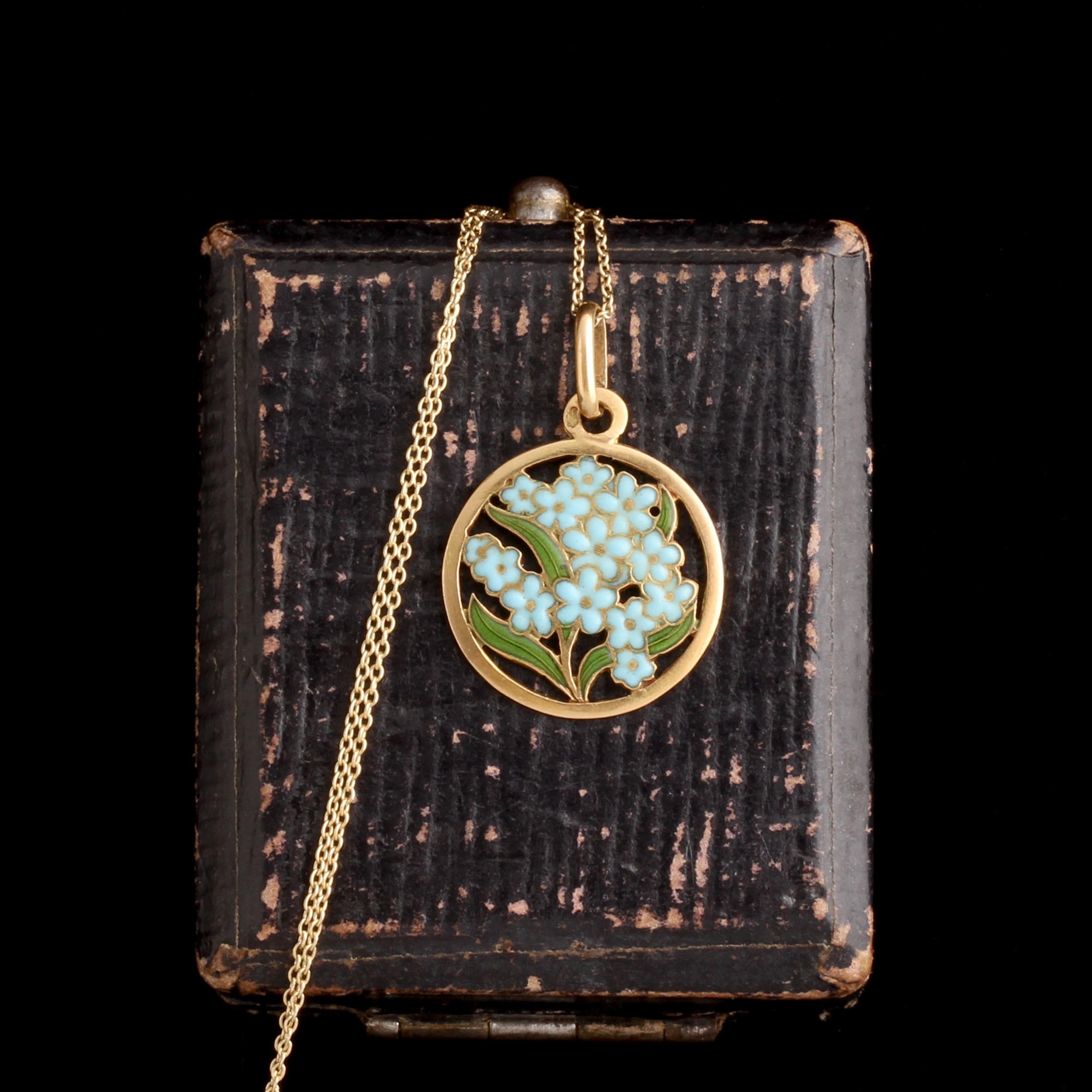 Early 20th Century French Forget Me Not Enamel & Gold Necklace