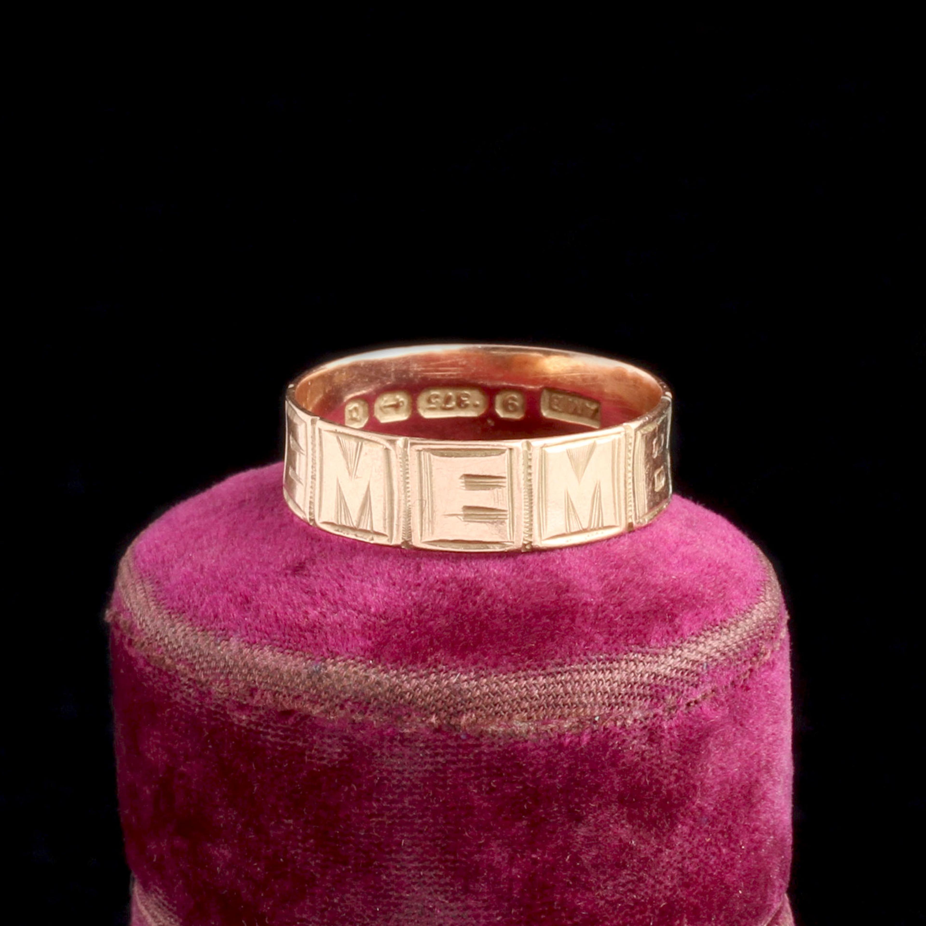 Victorian "Remember Me" Ring