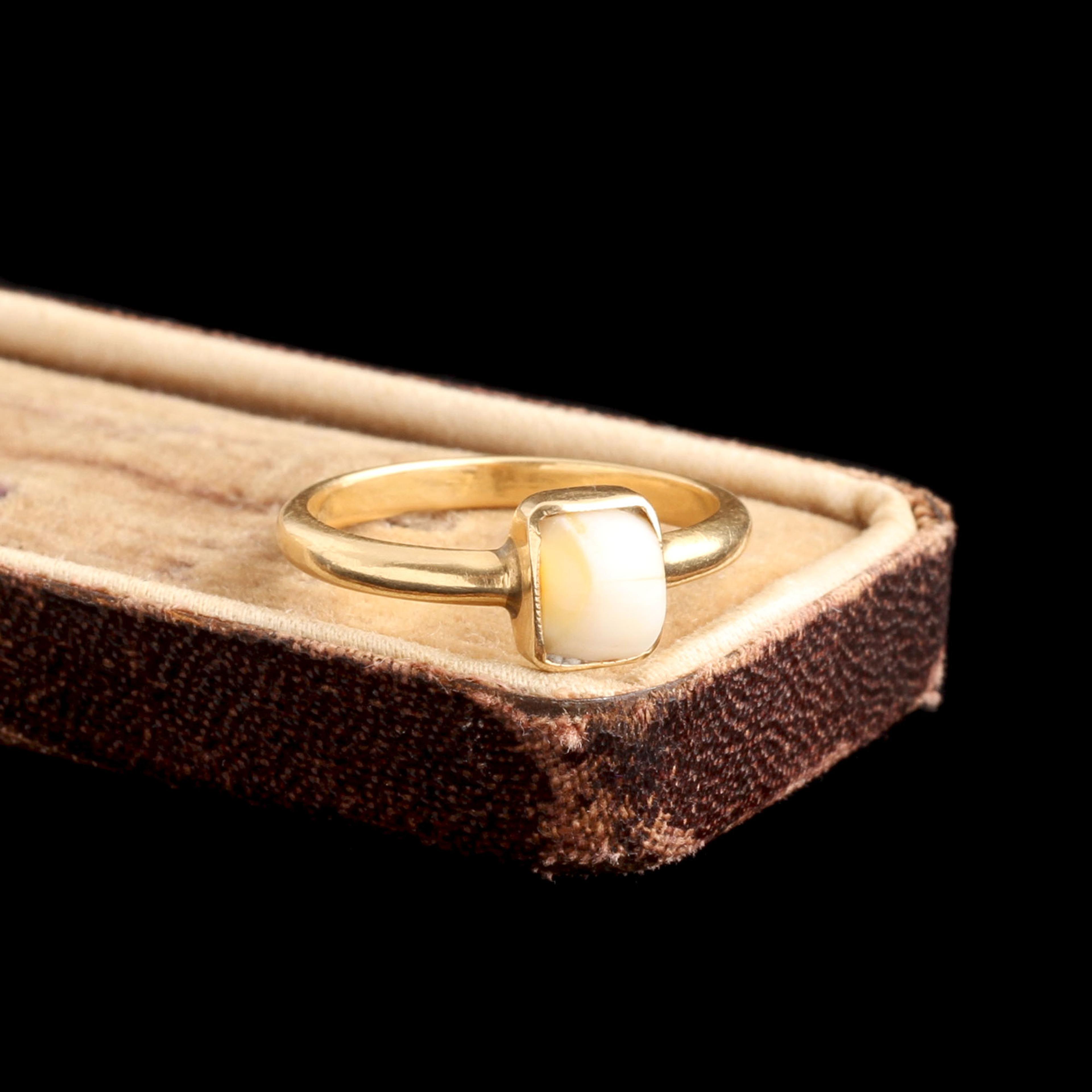 Belle Èpoque Milk Tooth Ring