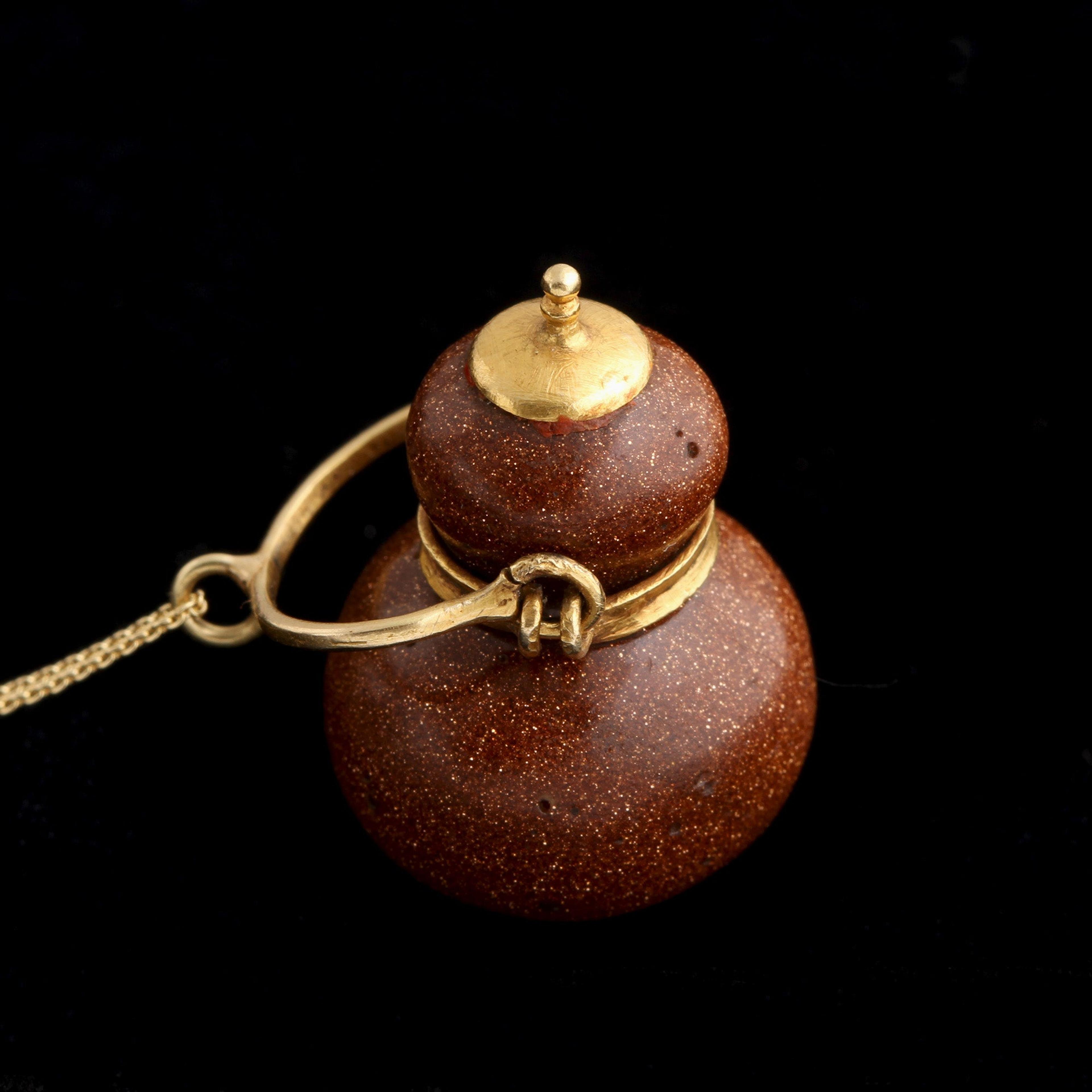 Detail of Georgian Sealed Goldstone Vial Necklace