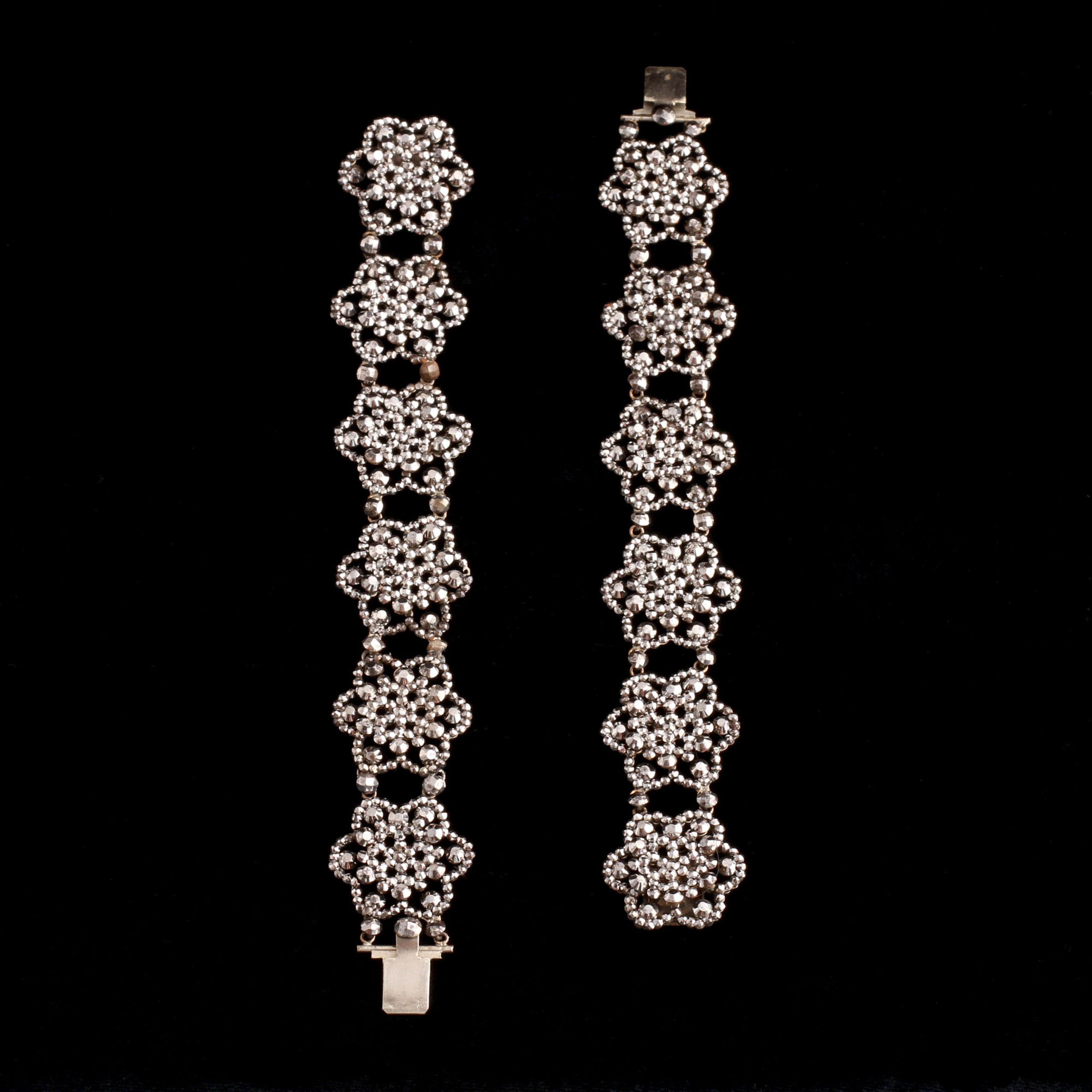 Georgian Floral Motif Bracelet Set