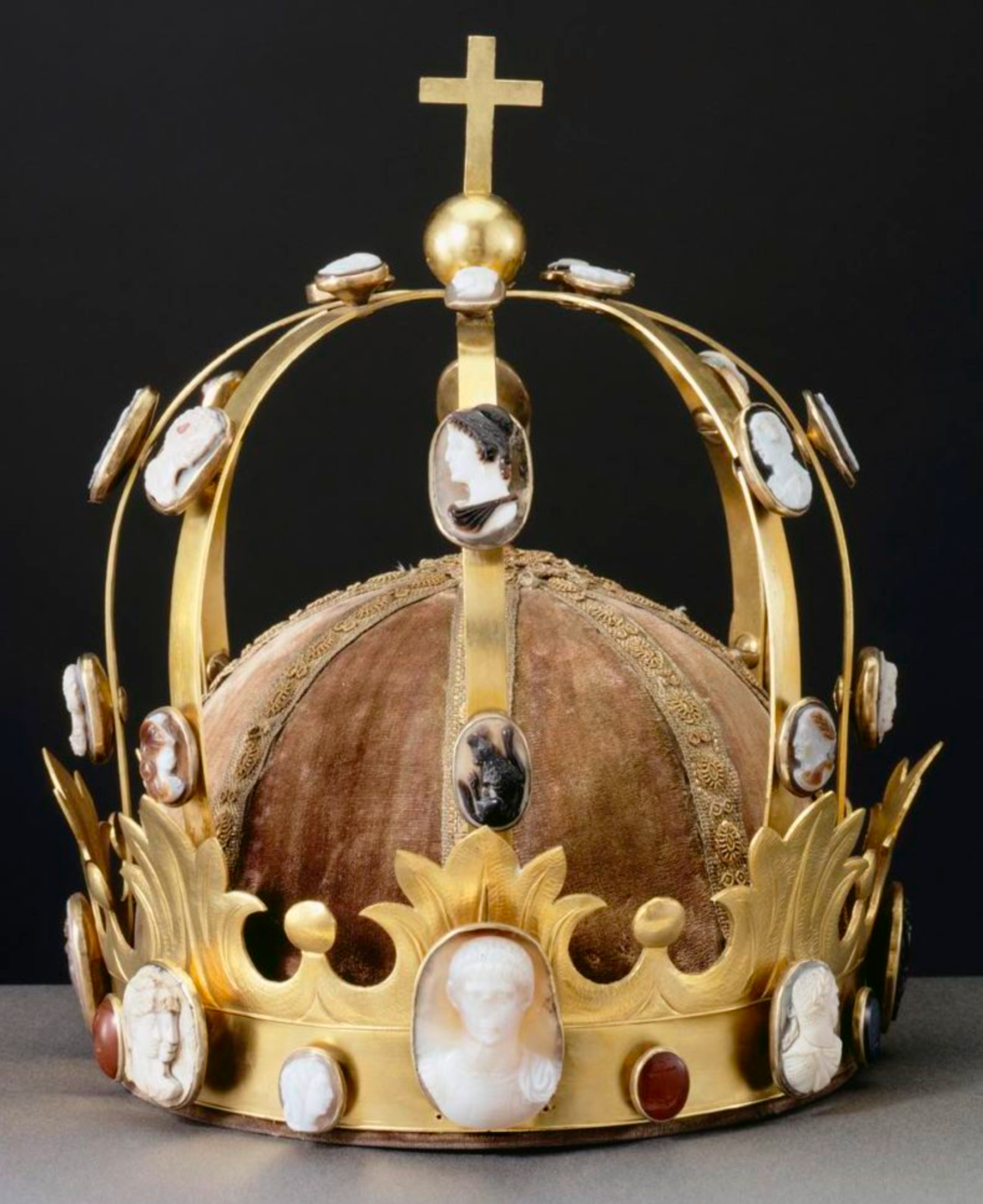 Created for the coronation of Napoleon I, 1804. Louvre Museum.