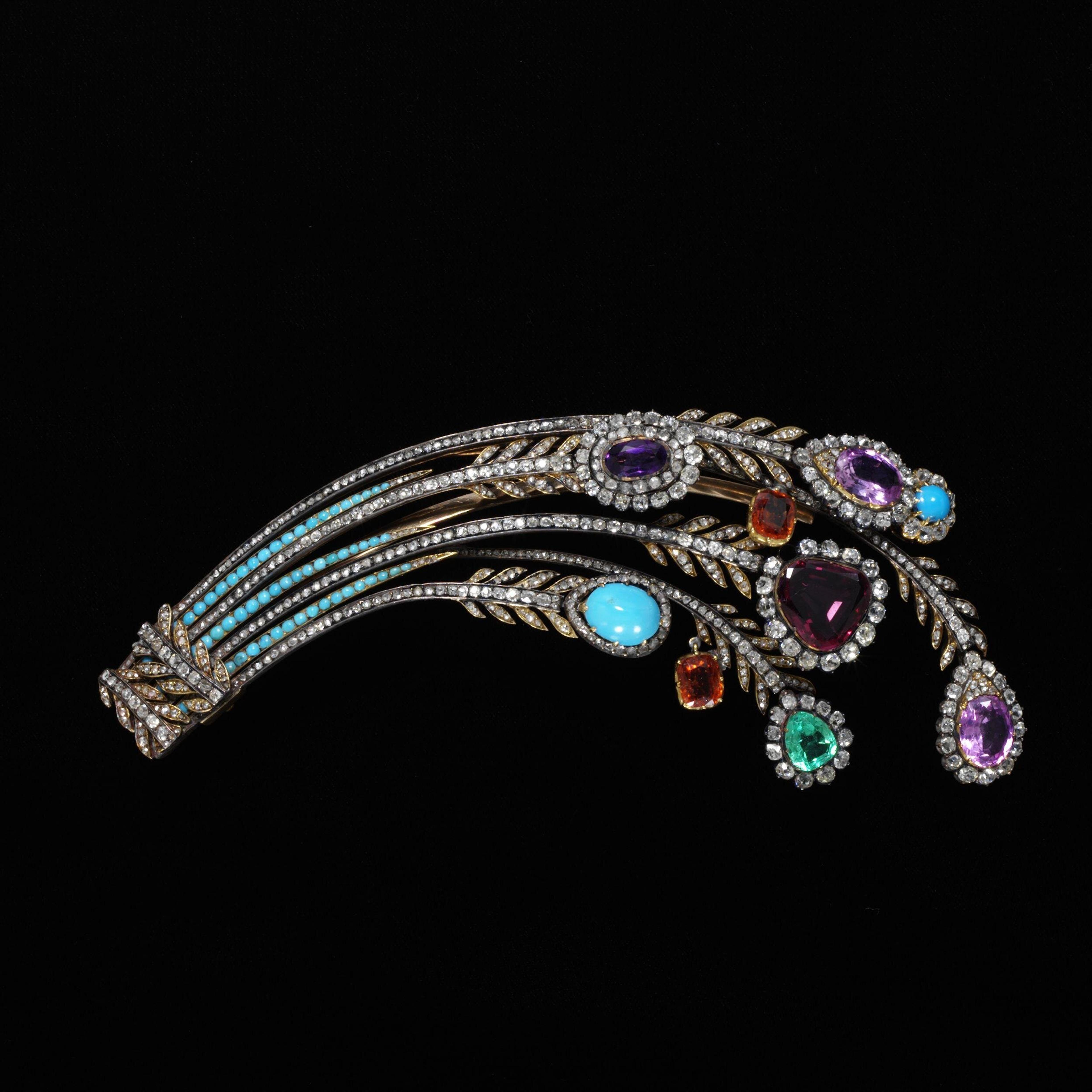 Aigrette with diamonds, turquoise, an emerald and other colored stones, 1810. The Victoria and Albert Museum.