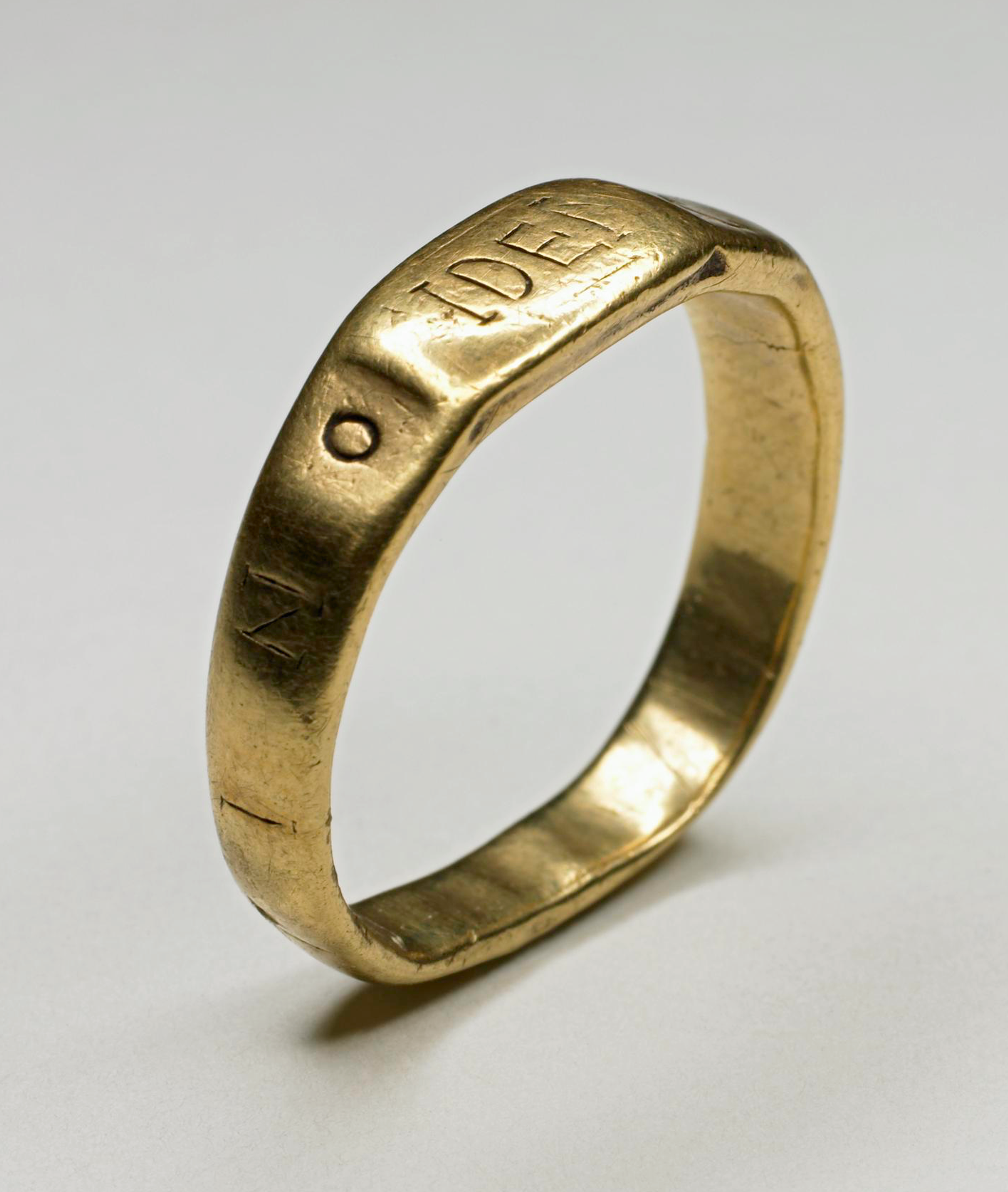 Gold ring inscribed (F)IDE(M) CONSTANINO. Thought to have been gifted to the Emperors officers as a reminder of their loyalty oath. British Museum.