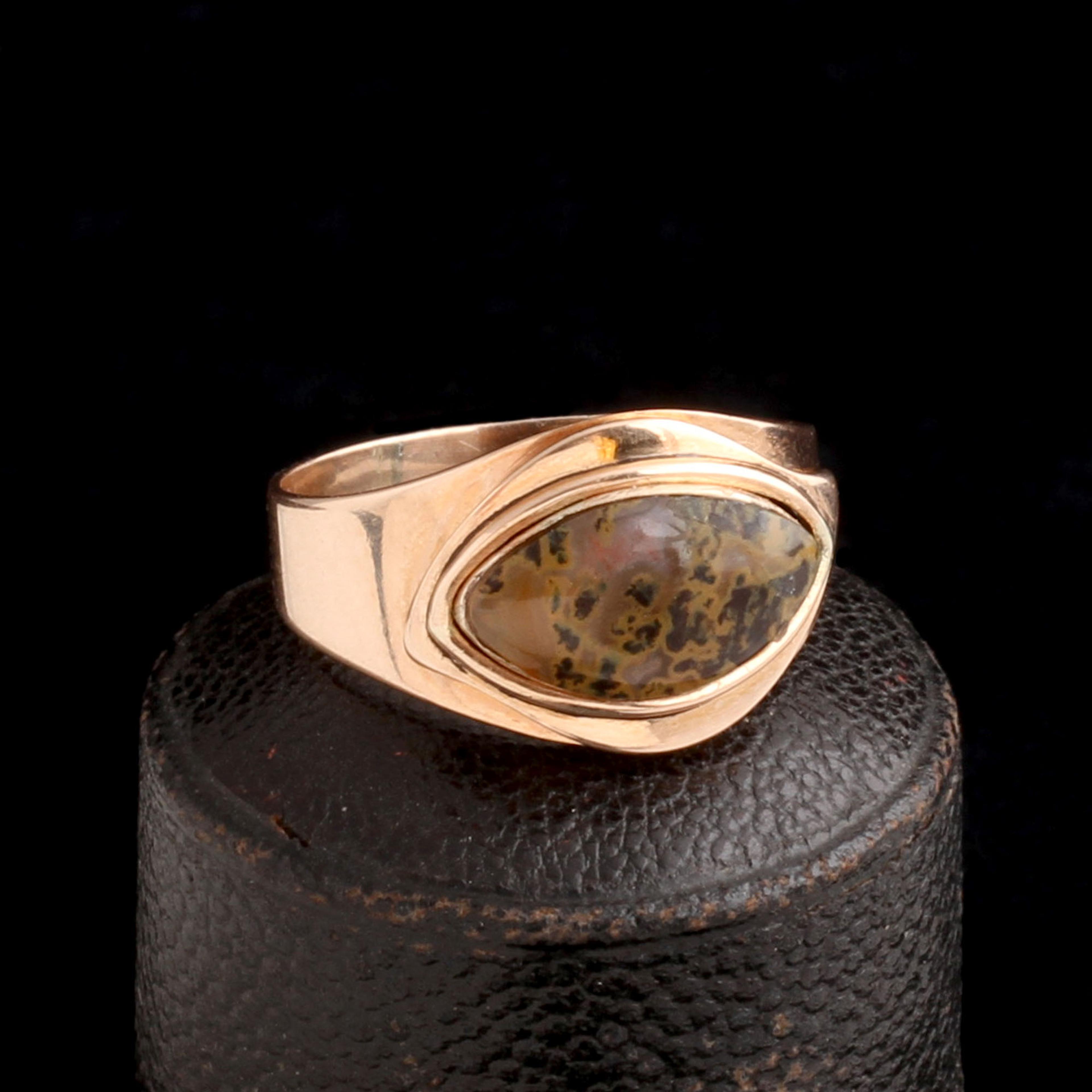 Georgian Moss Agate "Eye" Ring