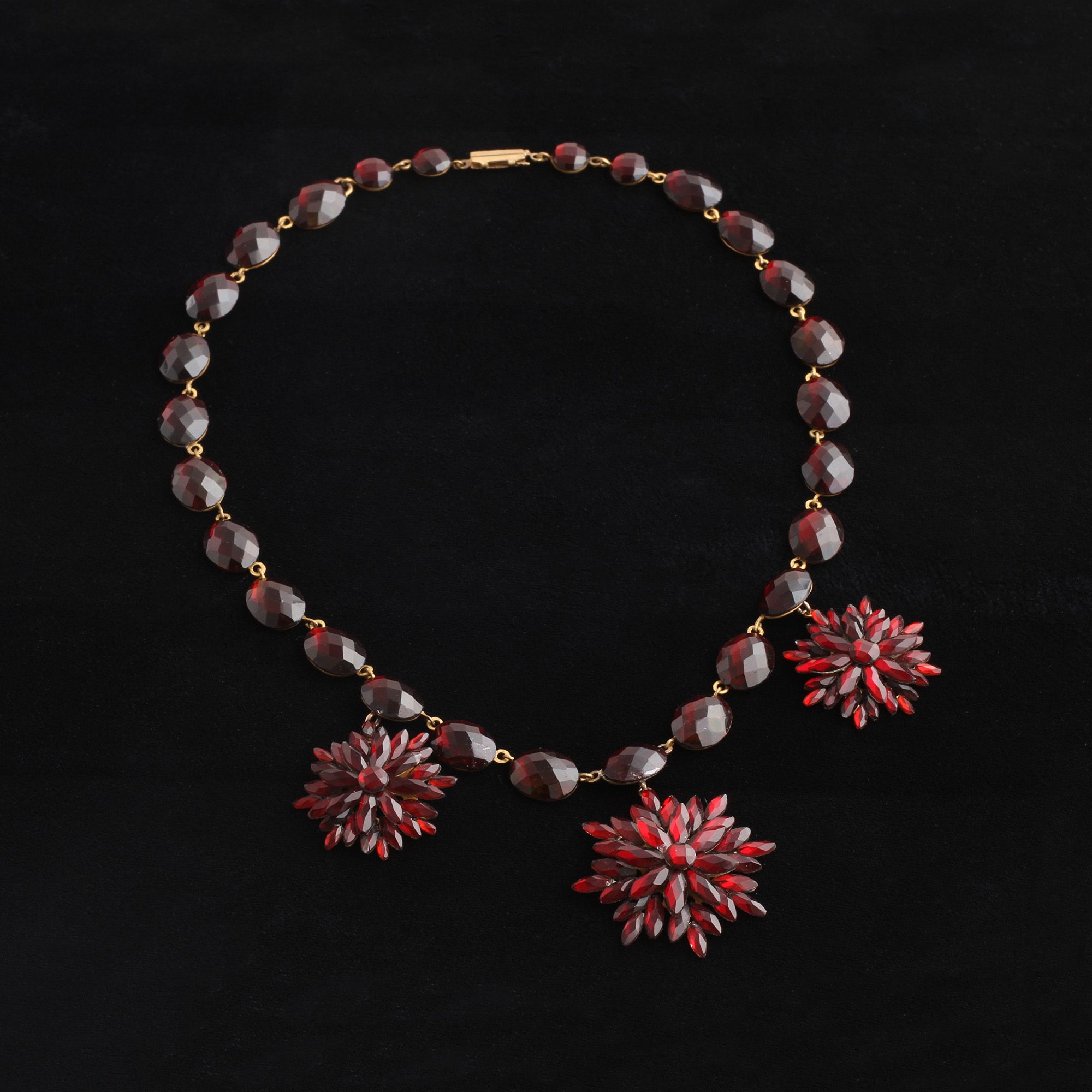 Red Vauxhall Glass Necklace