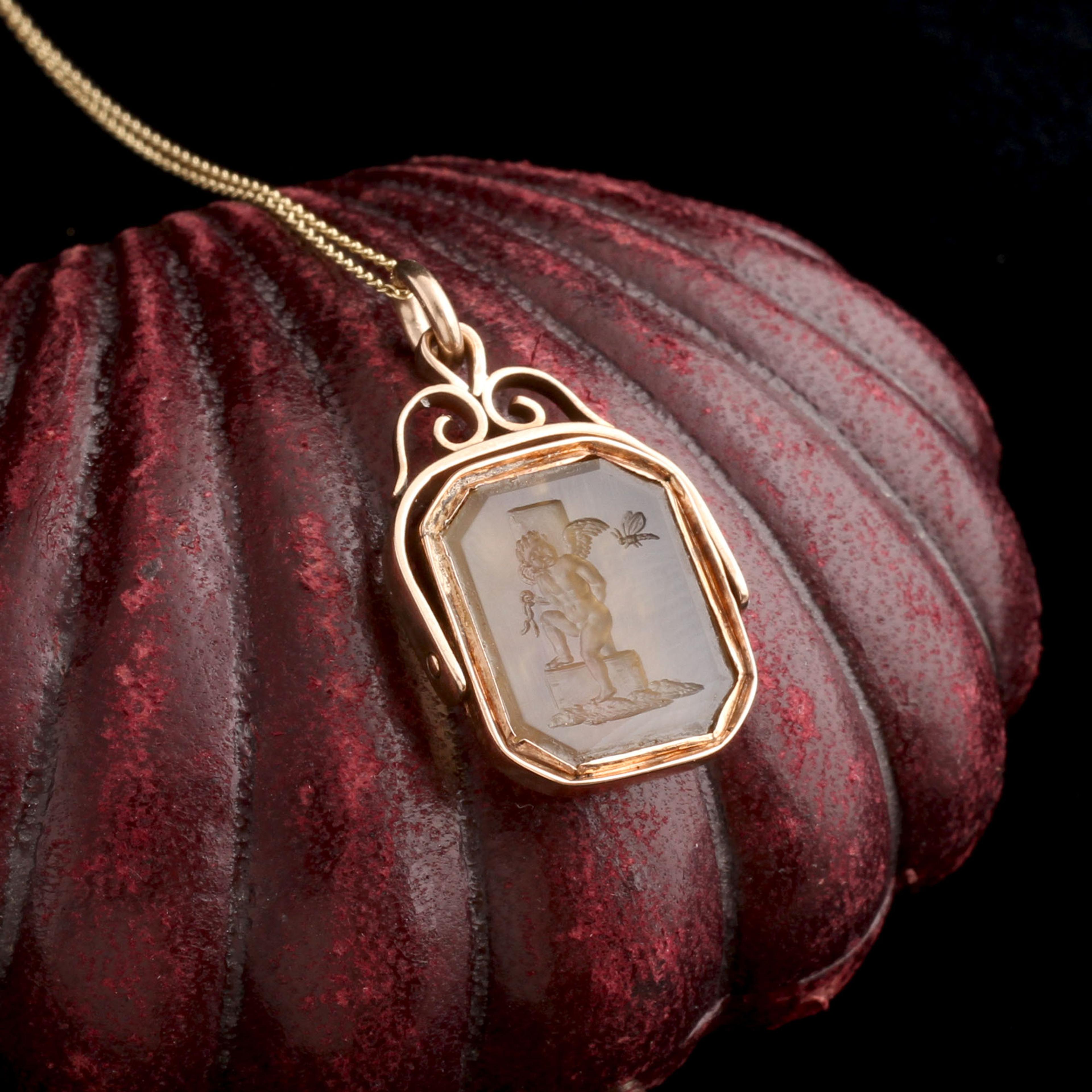 Victorian Love Motif Agate Spinner Pendant