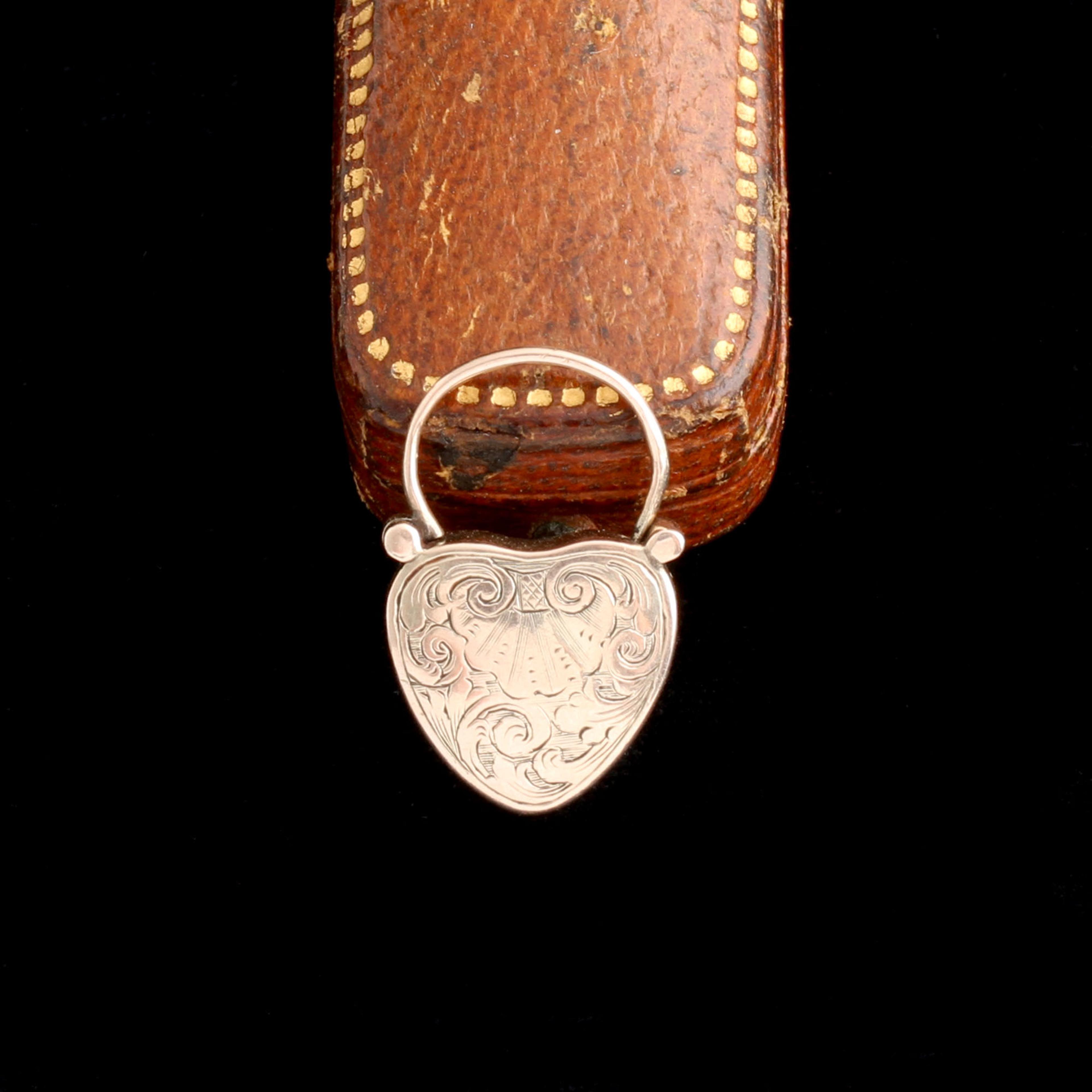 Victorian Heart Padlock Scallop Shell Locket