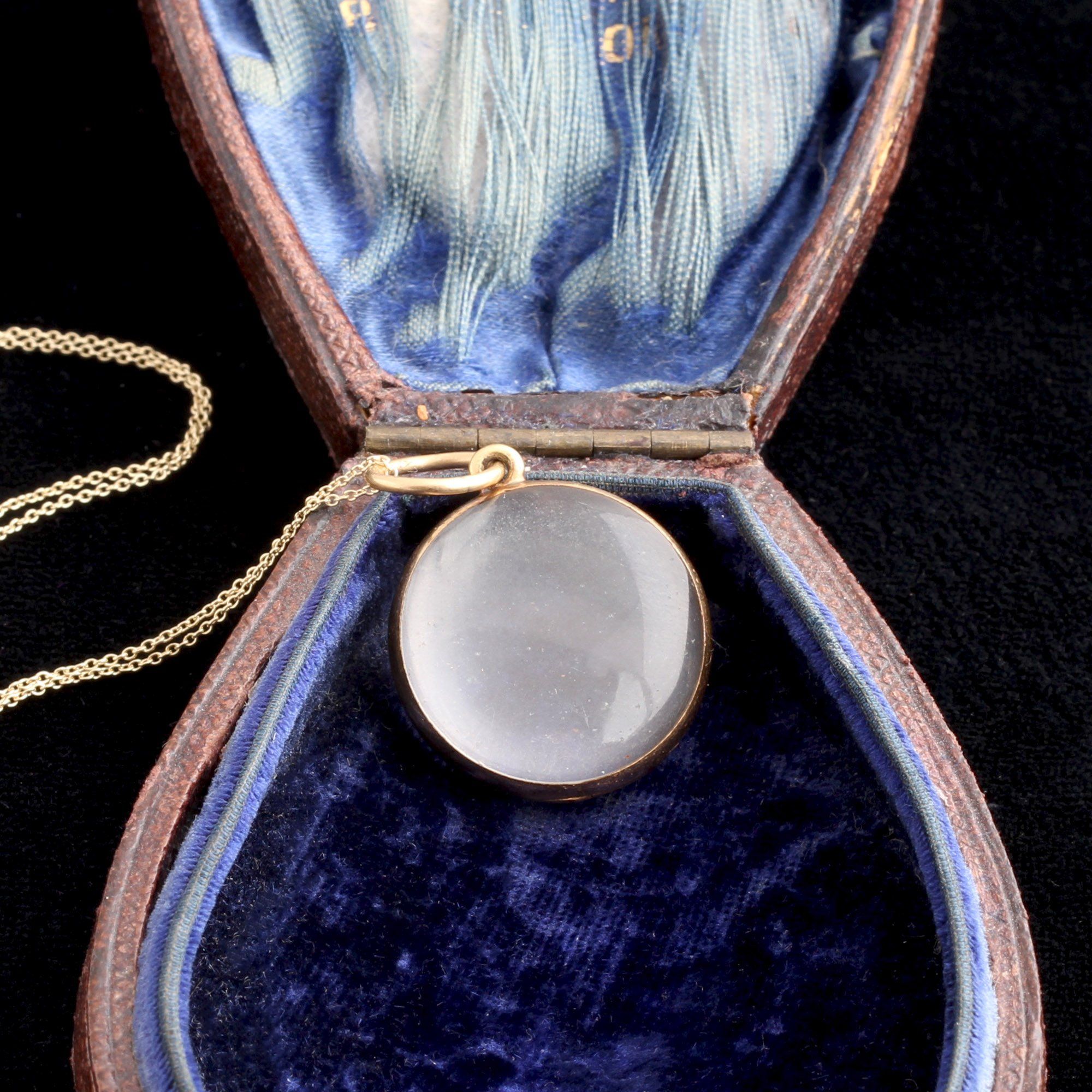 Victorian Gold Photo Locket