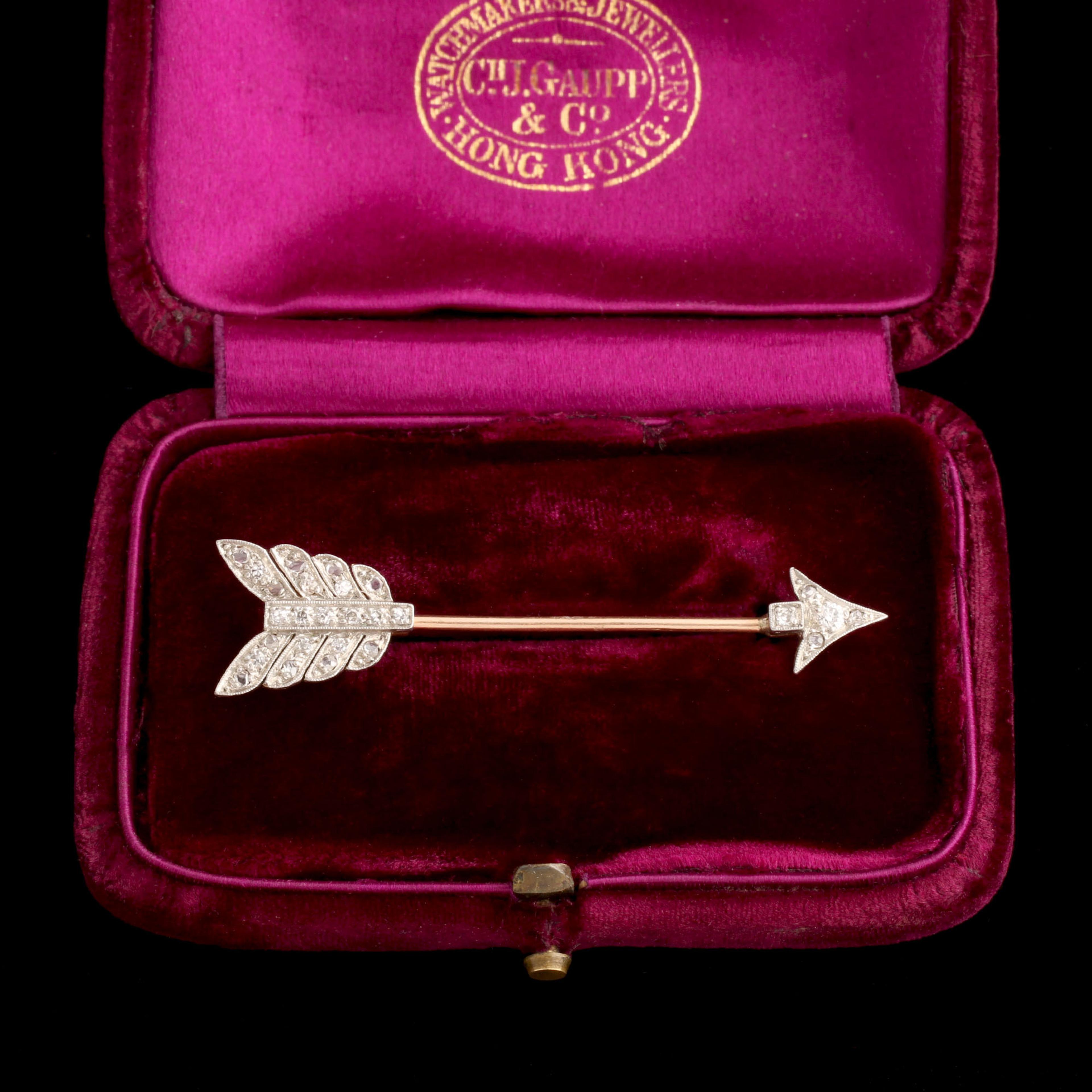 Edwardian Diamond Arrow Jabot Pin