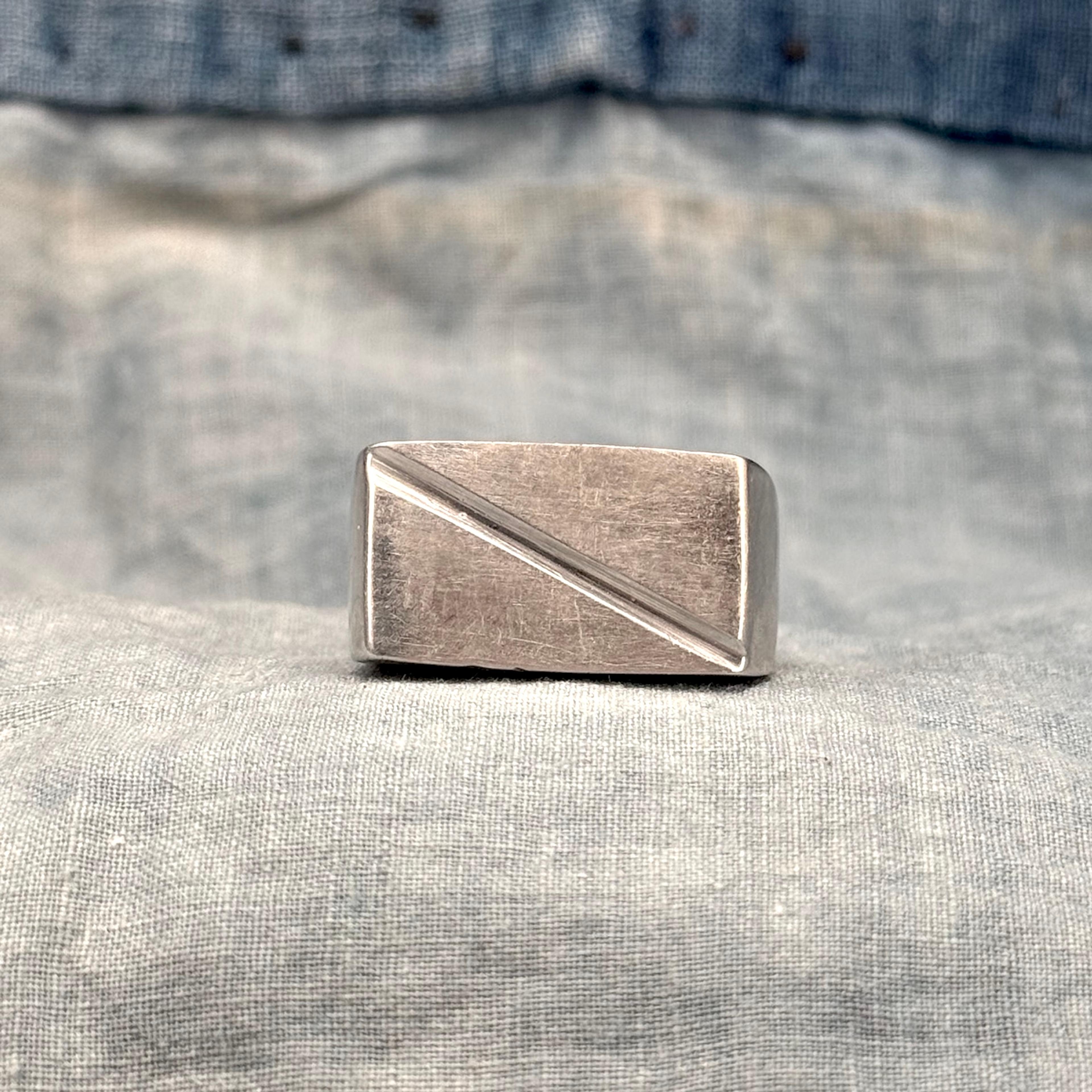 wartime ring 26