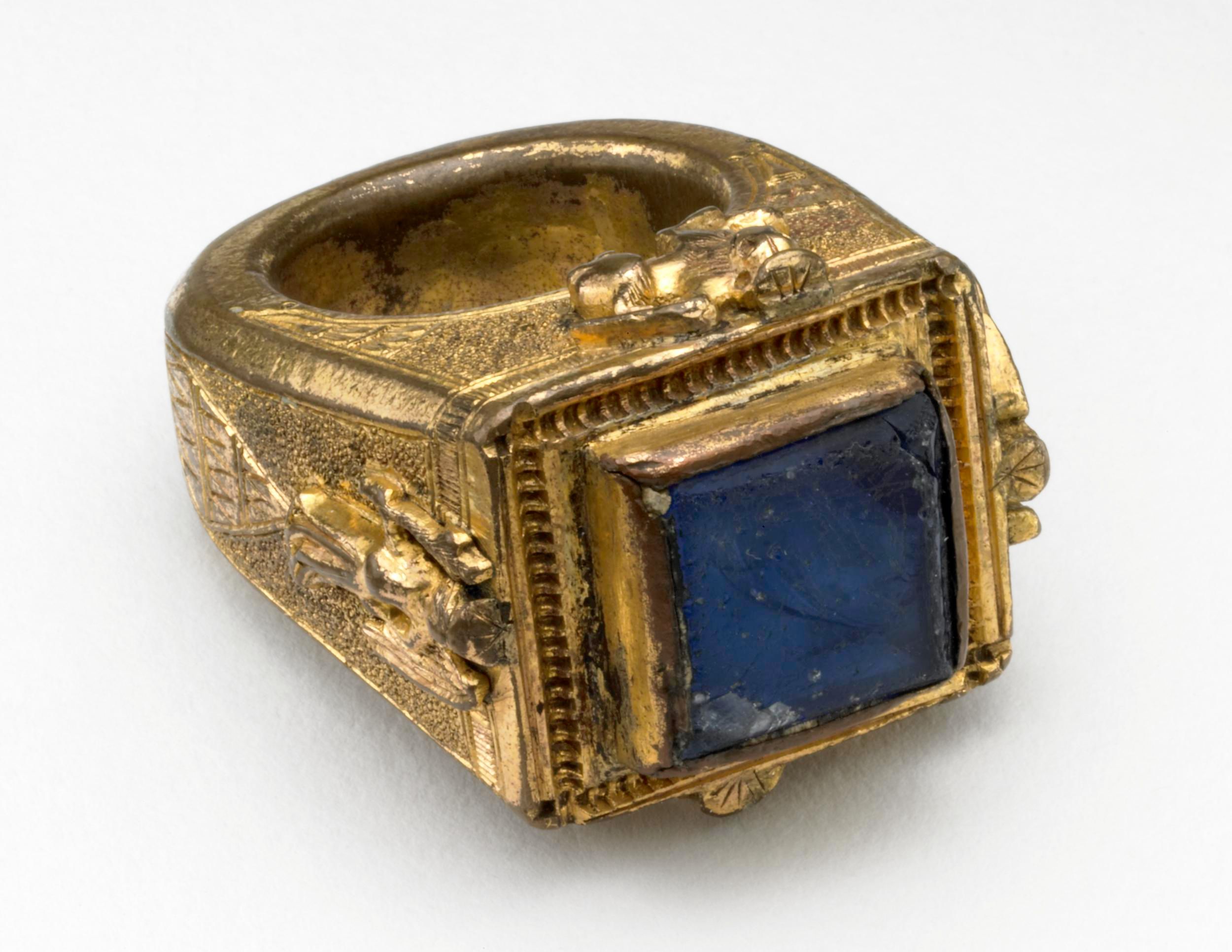 Surviving medieval glass jewelry is extremely rare. It wasn’t until the Renaissance that the technology for sealing the glass gemstones advanced to protect the gem. Papal ring, 15th century. The British Museum. 