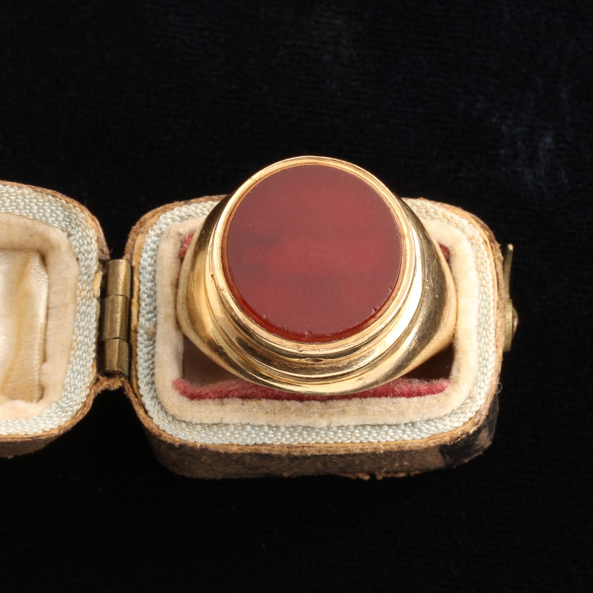 Victorian Carnelian Concealed Key Ring