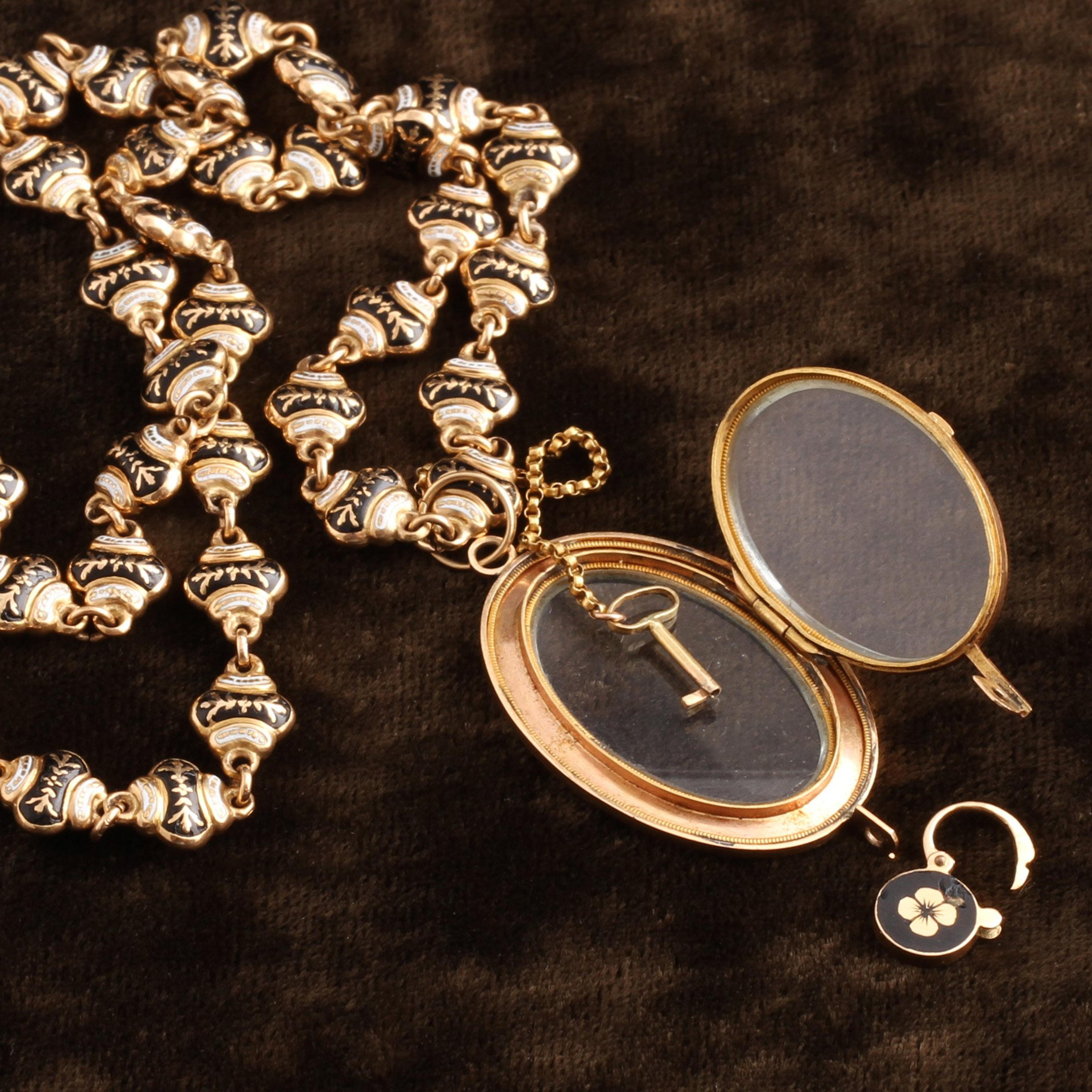 Detail of Mid 19th Century Swiss Enamel Necklace with Locket, Padlock and Key