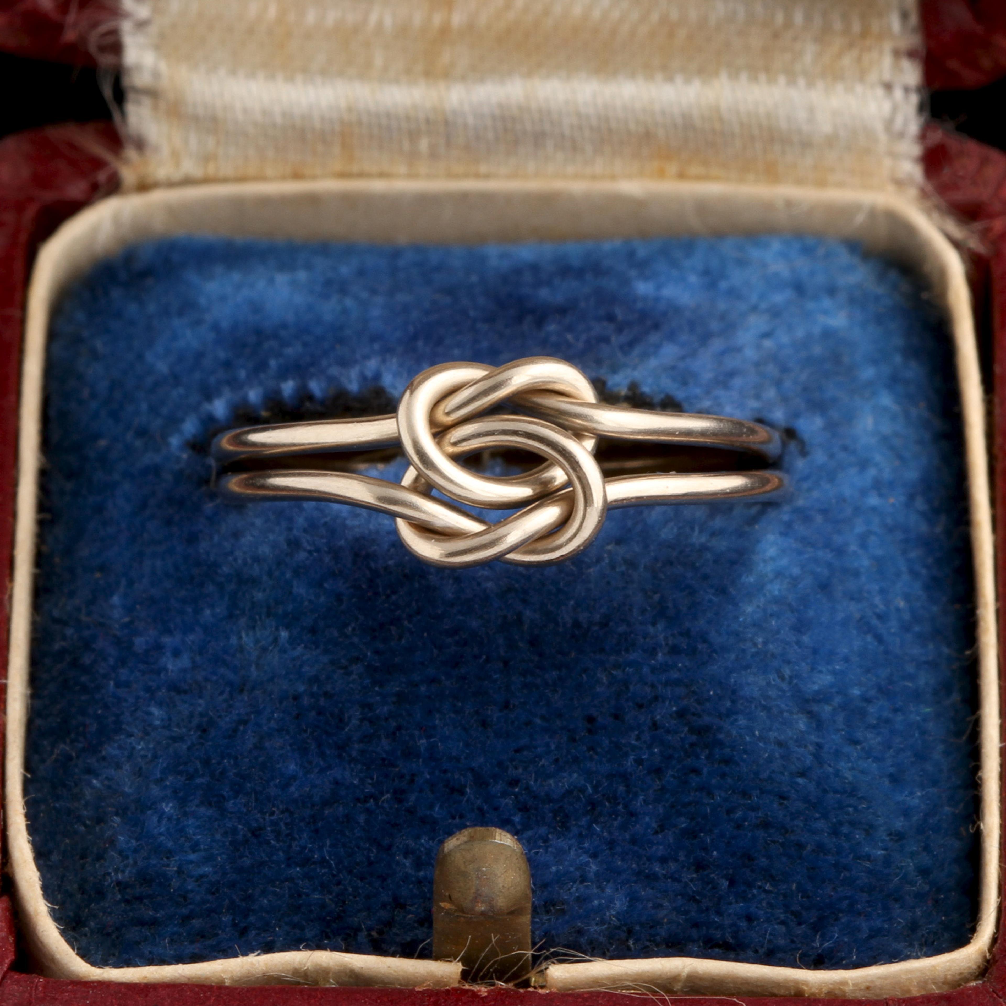 14k White Gold Lover's Knot Ring