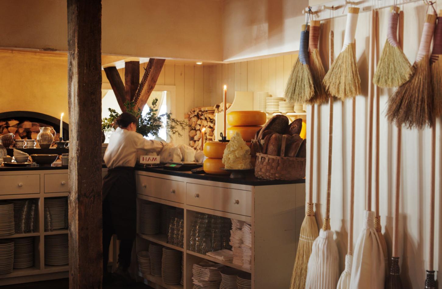 Photo of Stissing House, an 18th Century Tavern