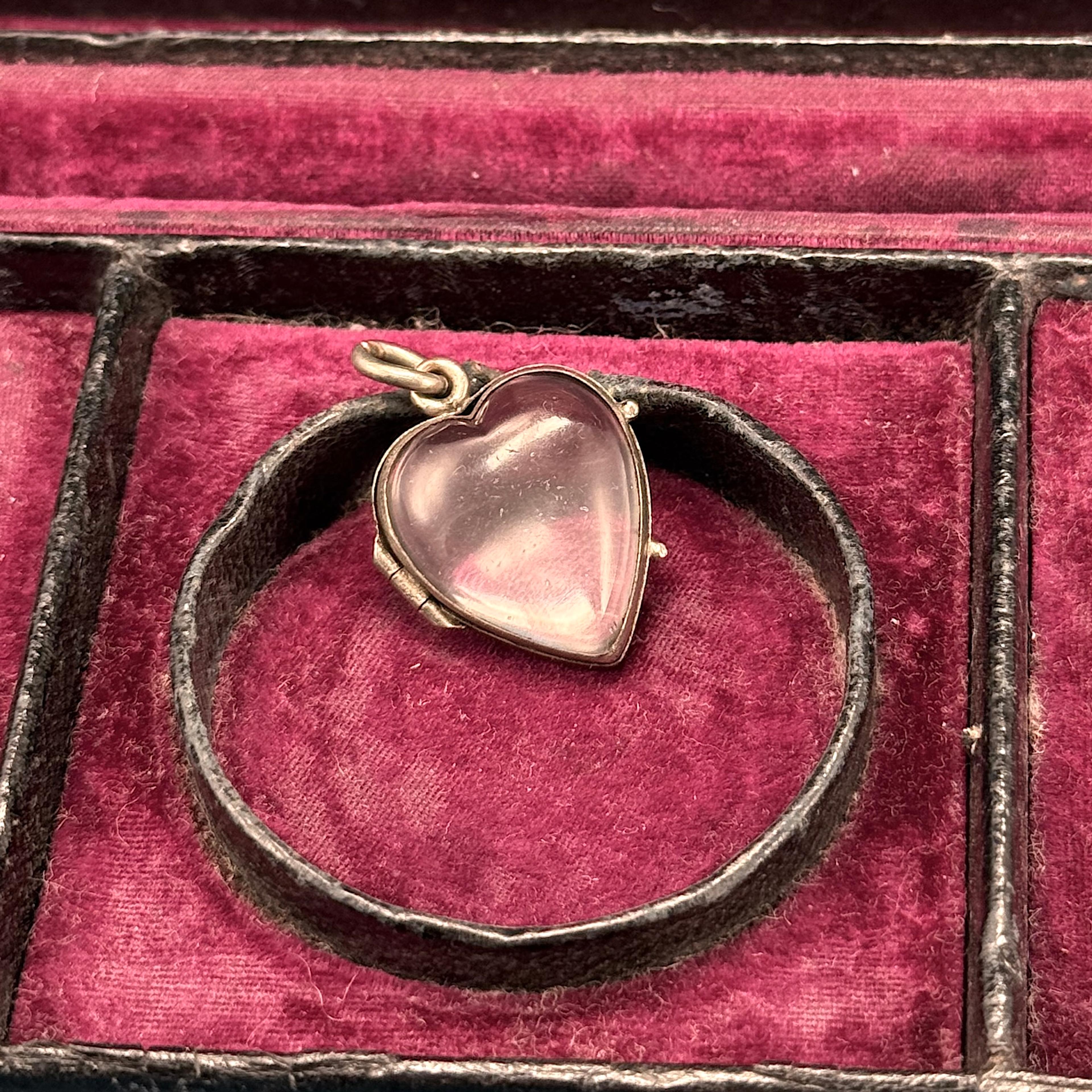 Heart Locket (Glass)