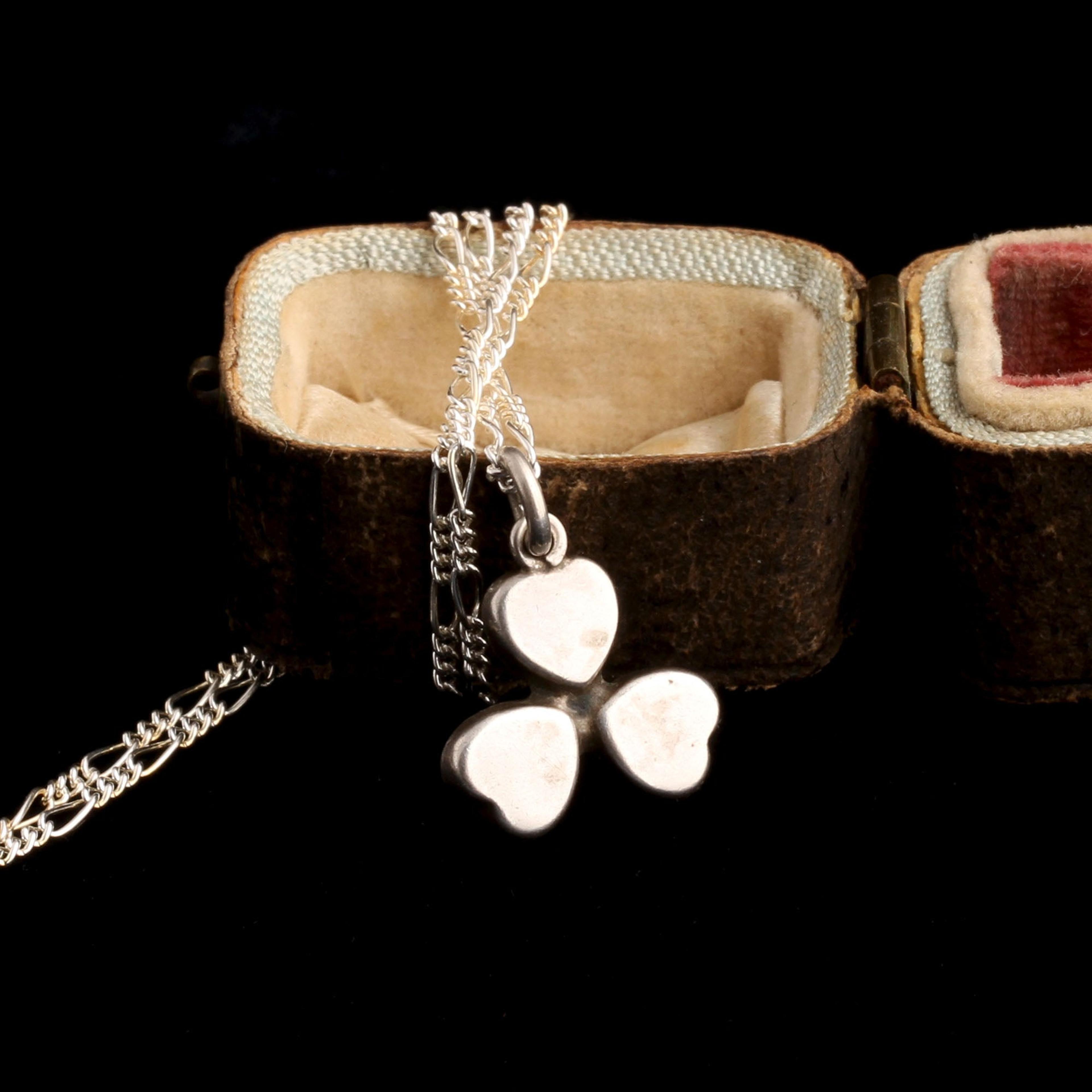 Detail of Vintage Shamrock Necklace