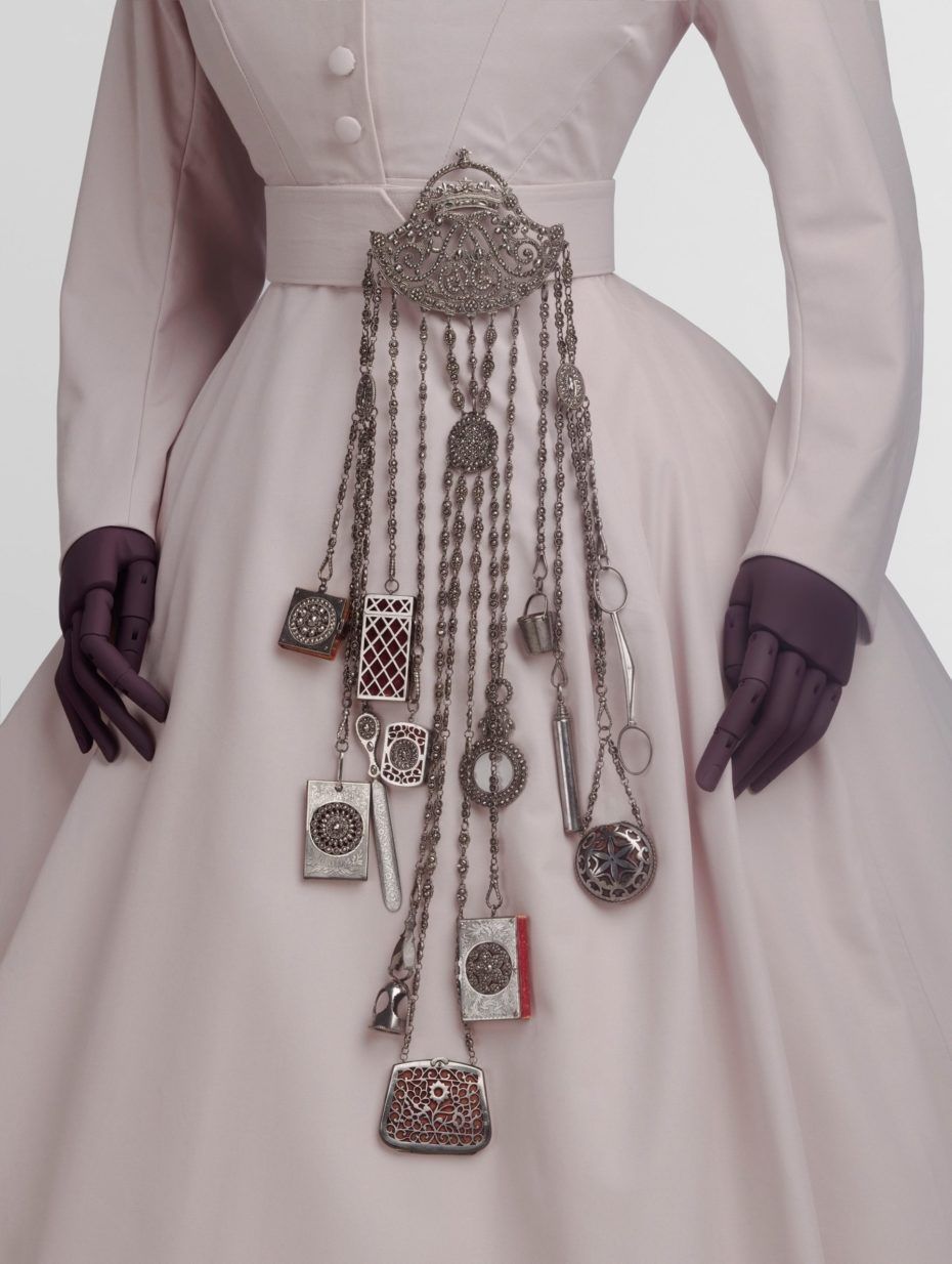 Chatelaine, 1863 – 1885, Victoria and Albert Museum, London.