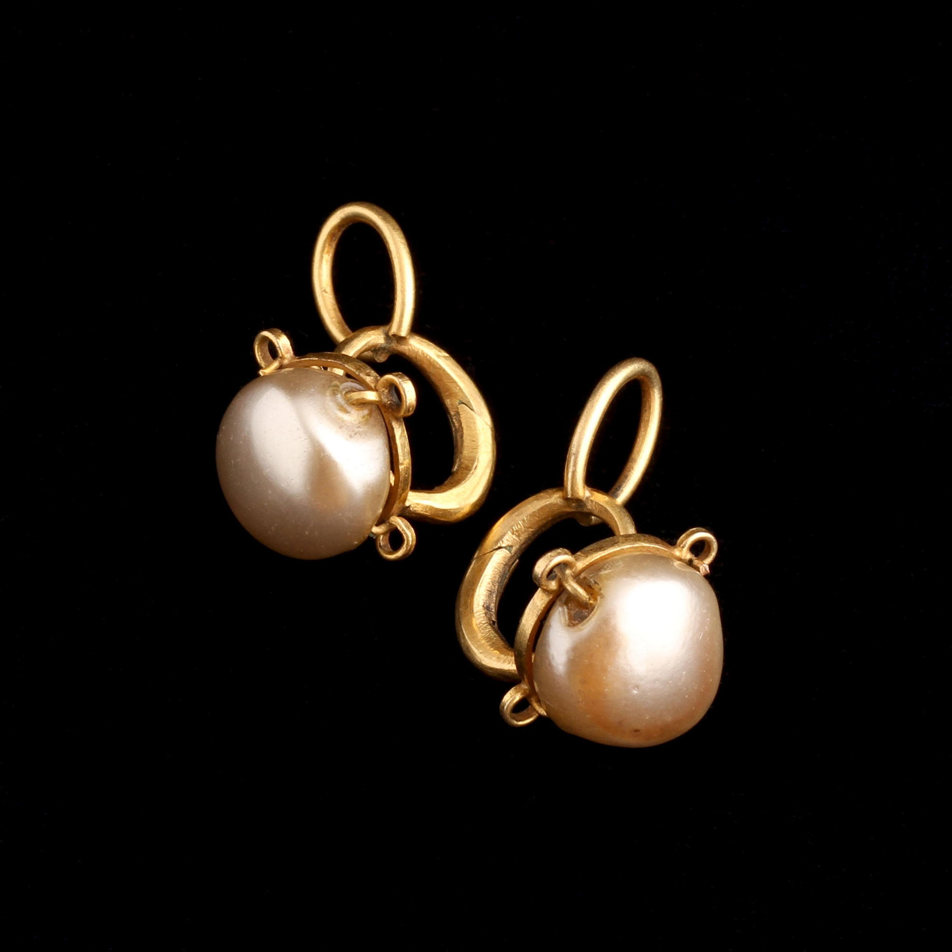 Queen Anne Blown Glass Pearl Earrings