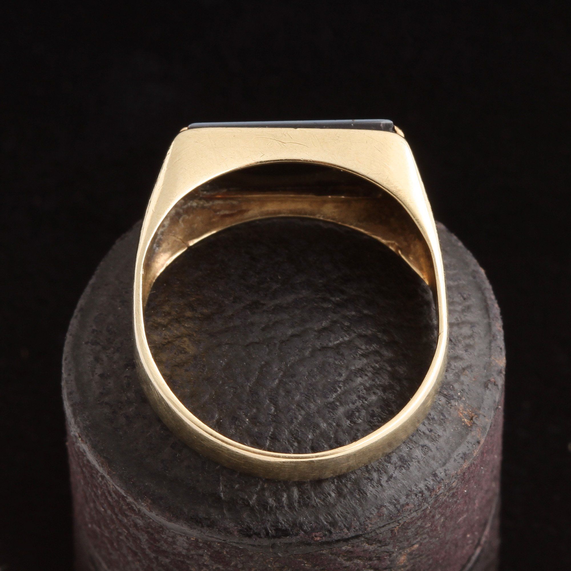 Vintage "CB" Nicolo Intaglio Signet Ring