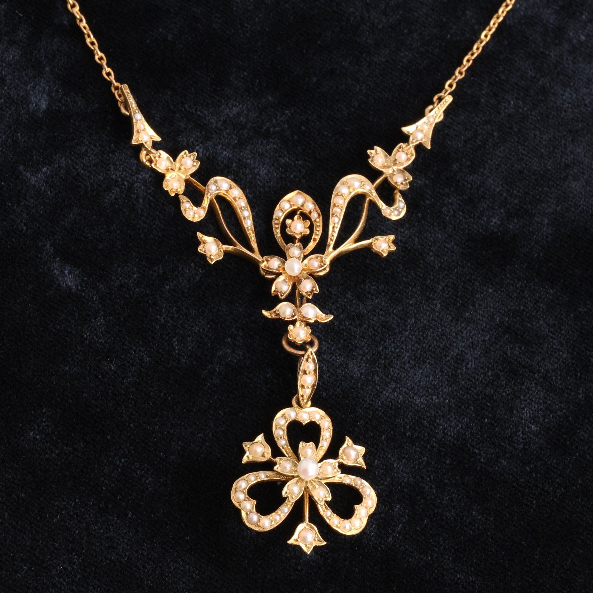 Edwardian Seed Pearl Clover Necklace