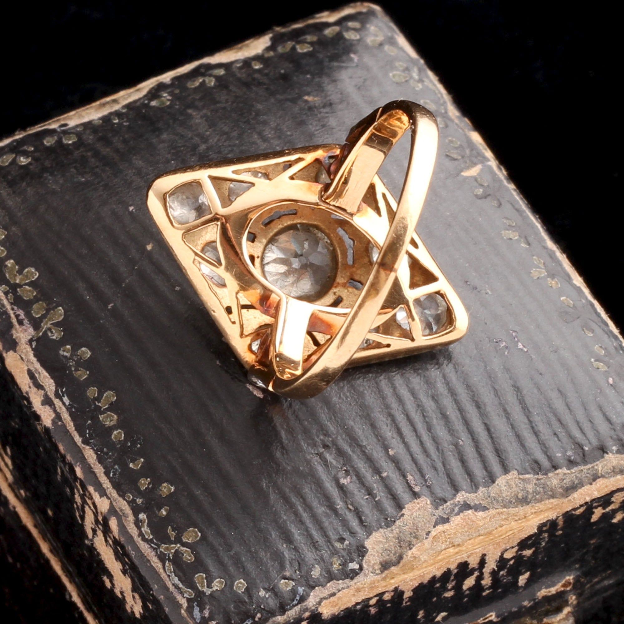 ヴィンテージジュエリーArt Deco エナメリング　ハンティングドッグ ヴィンテージジュエリーArt Deco エナメリング ハンティングドッグ