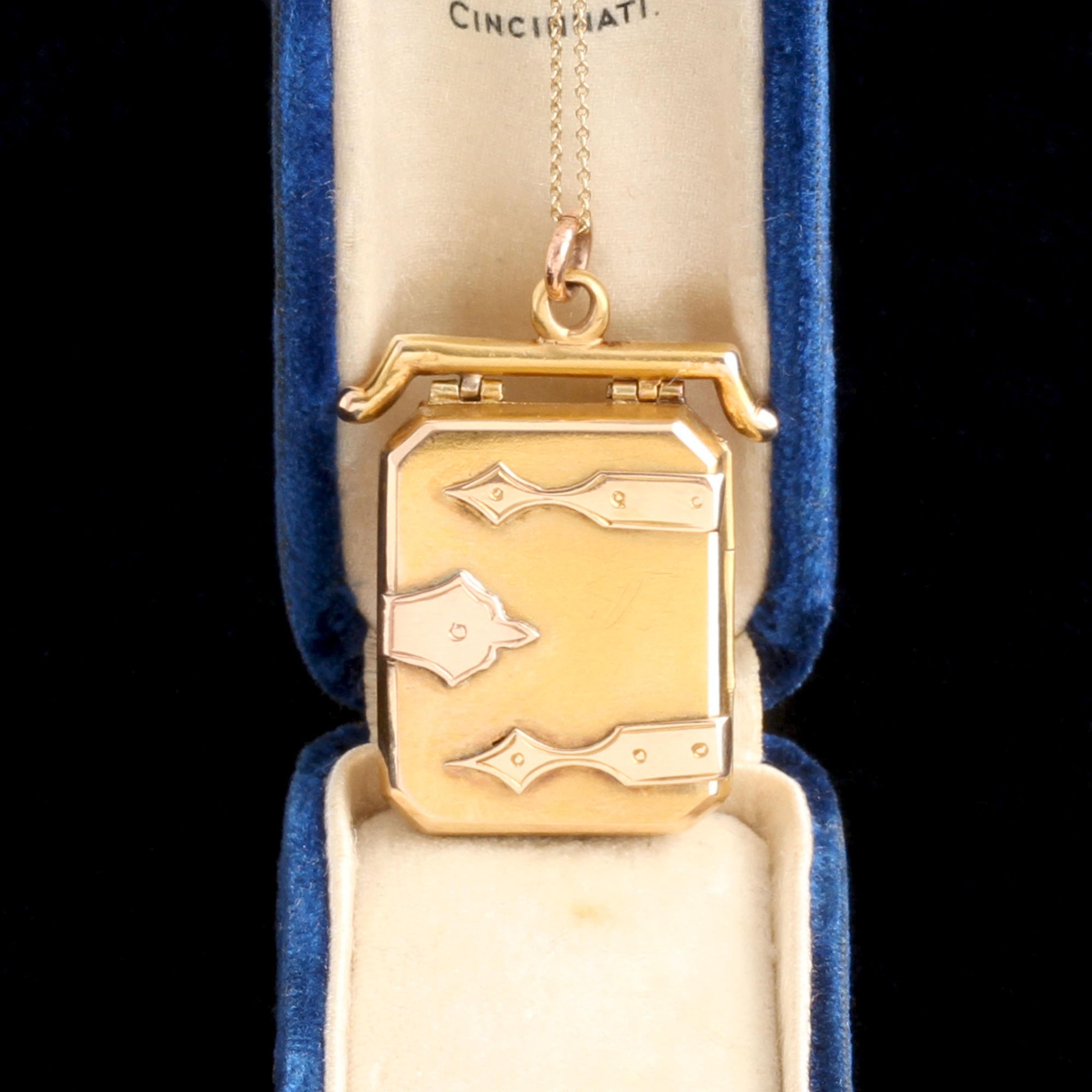 Victorian Valise Locket