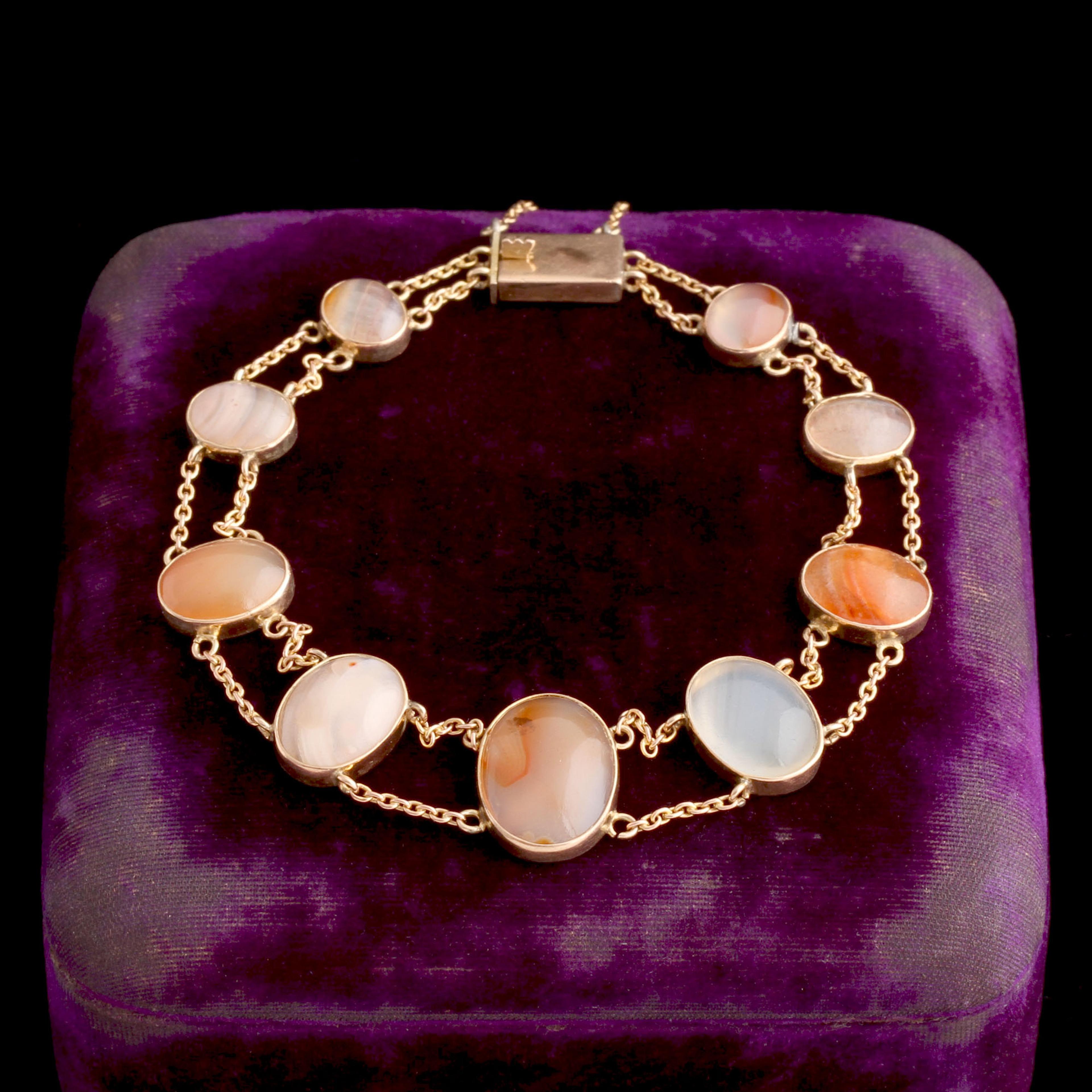 Victorian Agate Cabochon Bracelet