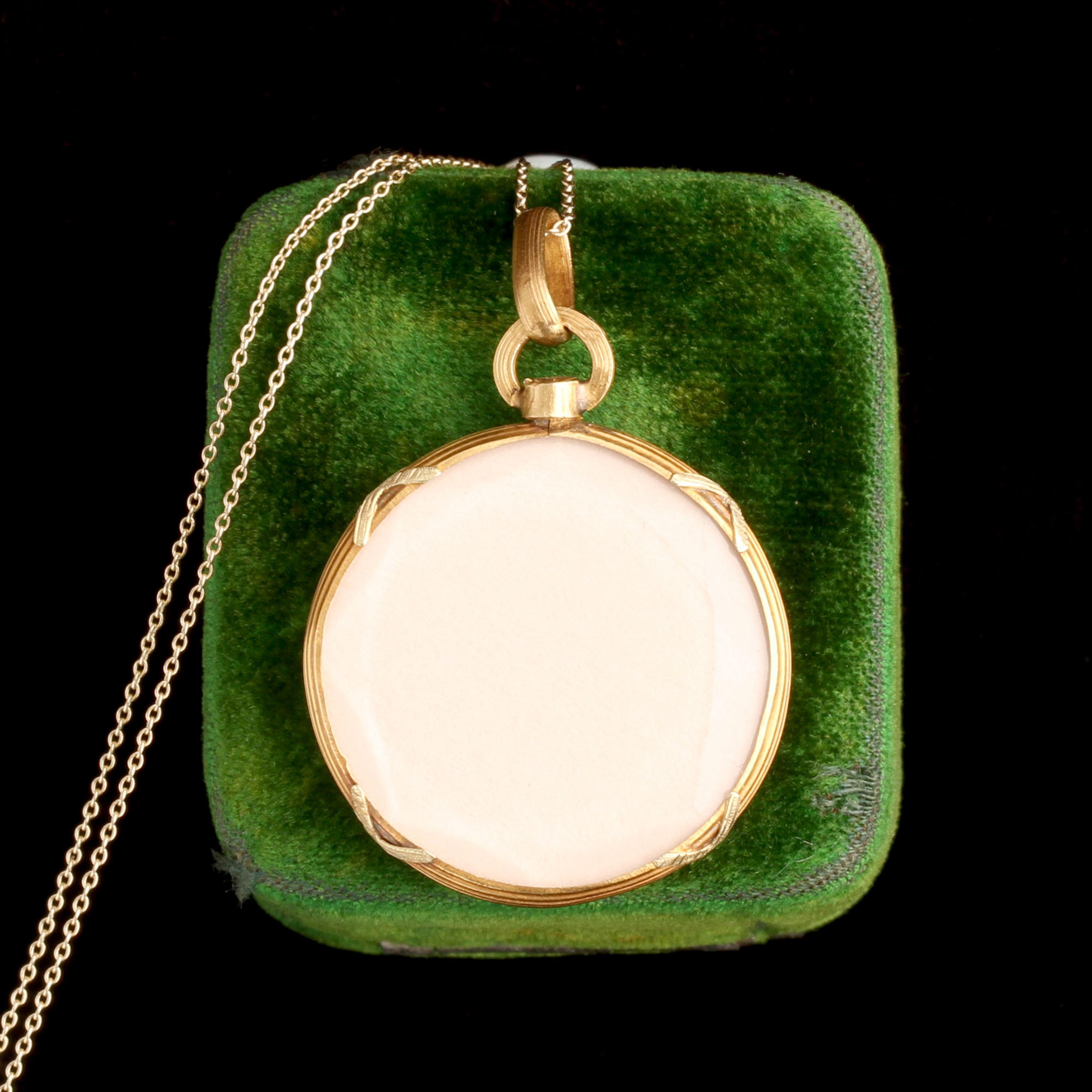 Early 20th Century French Reeded Edge Photo Locket