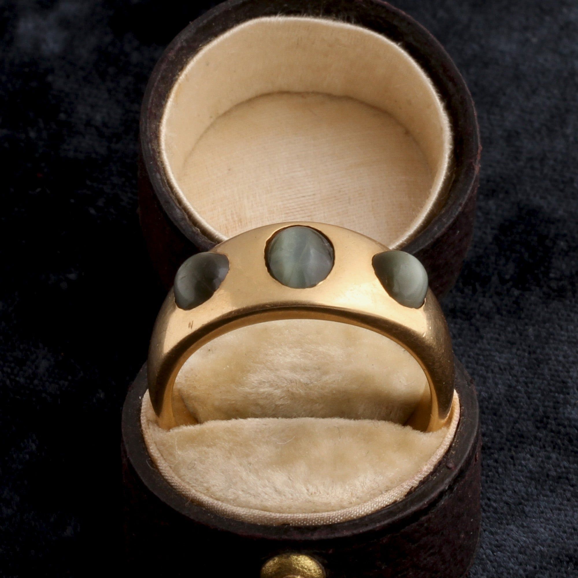 Edwardian Cat's Eye Chrysoberyl Three Stone Ring