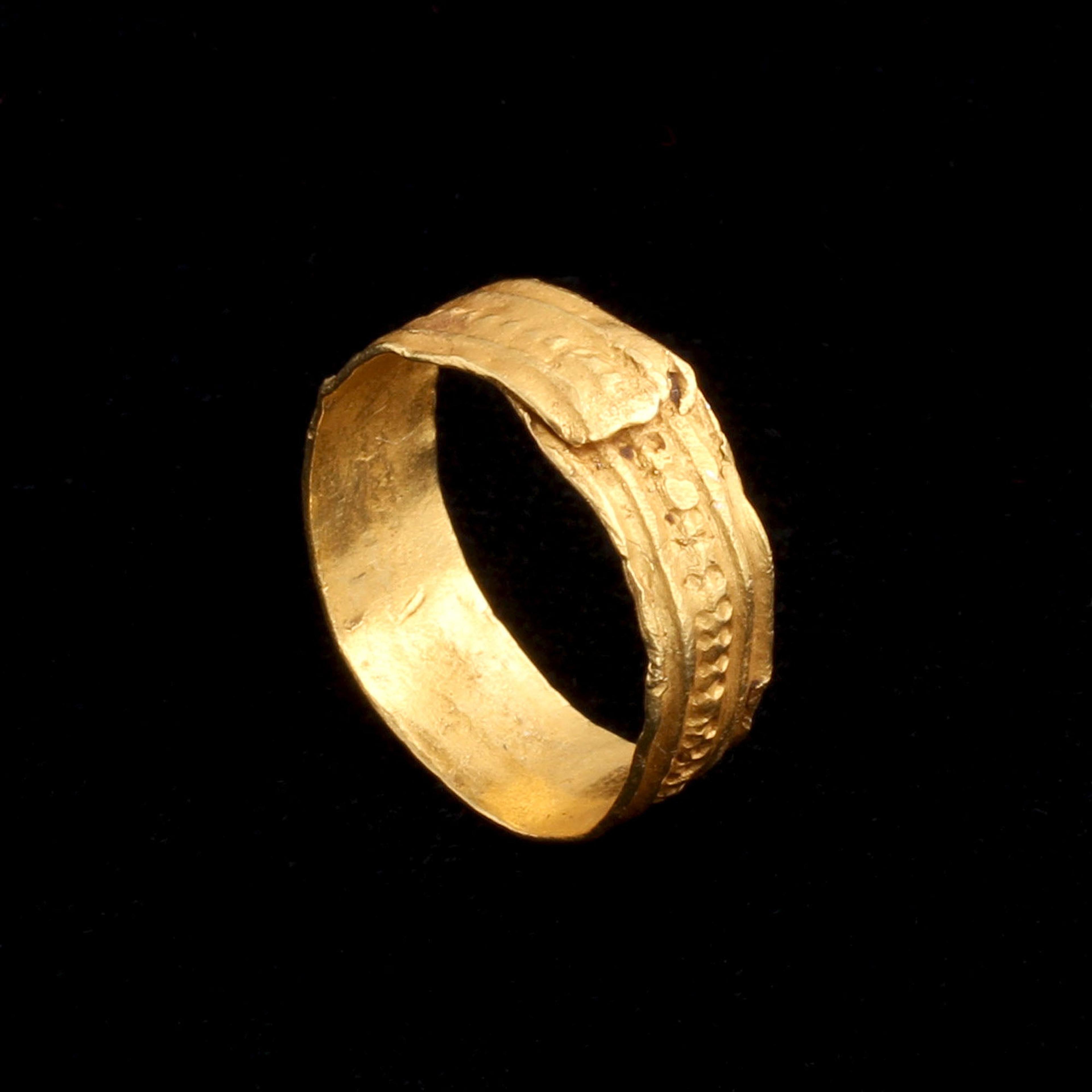 Early Medieval Patterned Gold Band.