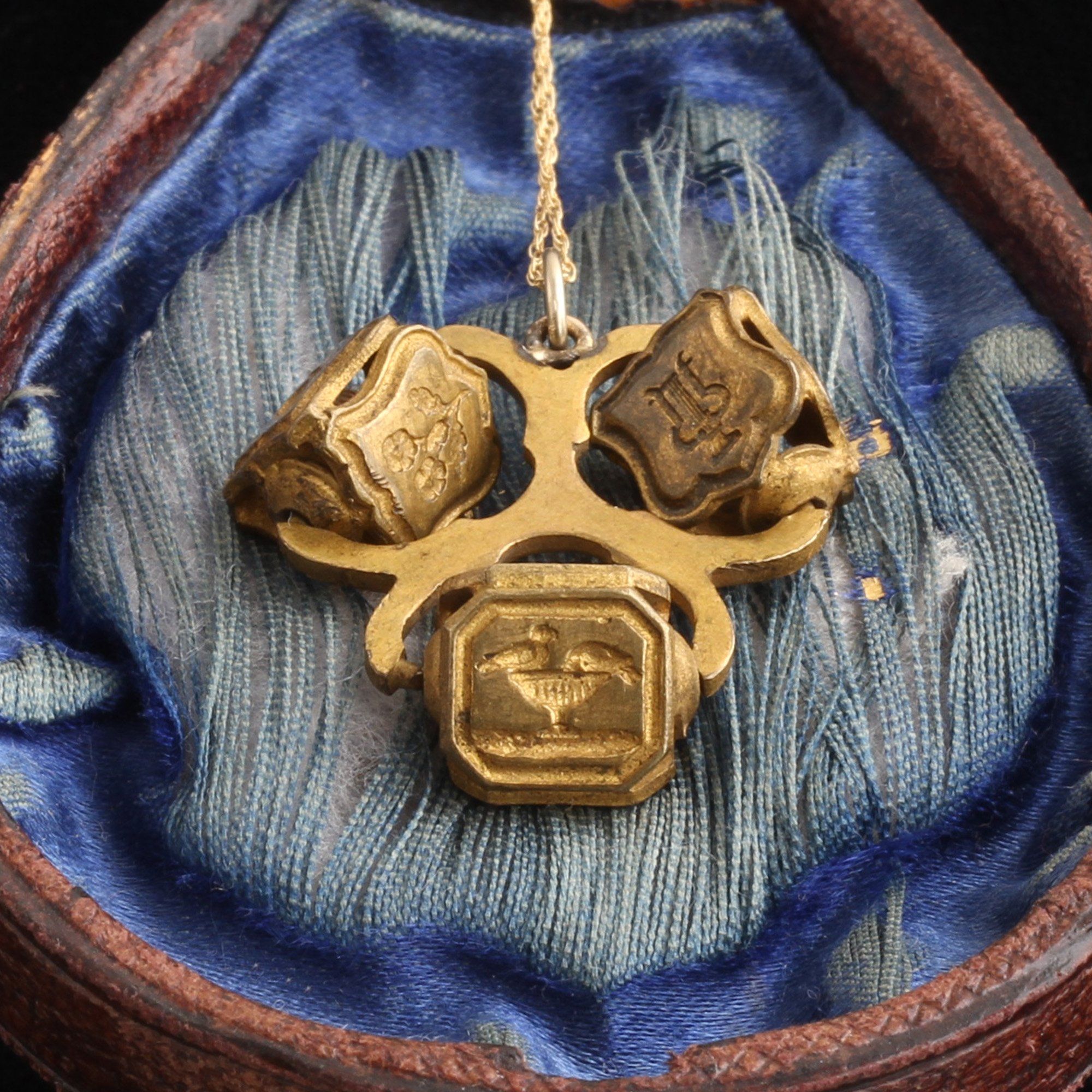 Georgian Triple Swivel Seal Fob