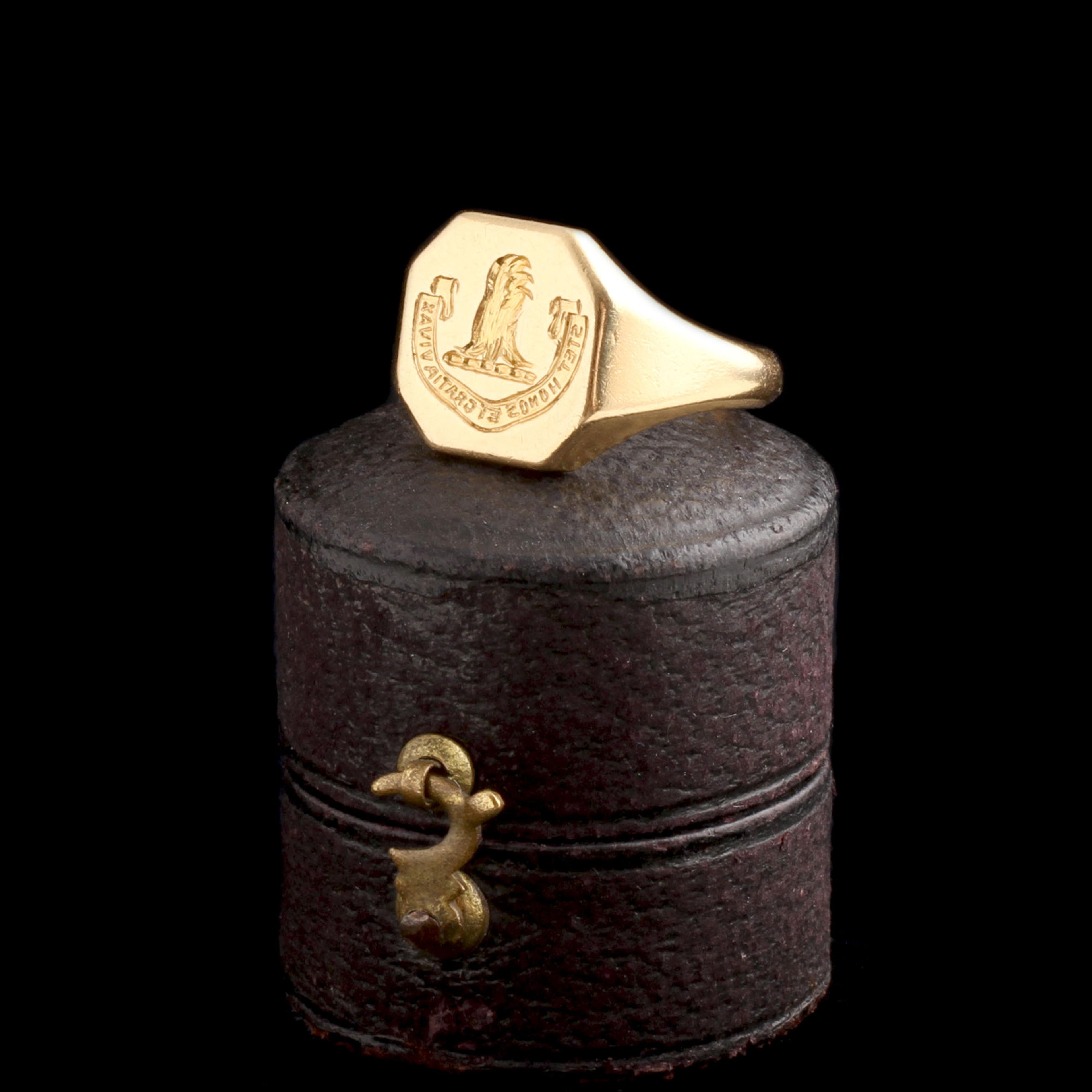Detail of 1930s "Stet Honos et Gratia Vivax" Signet Ring