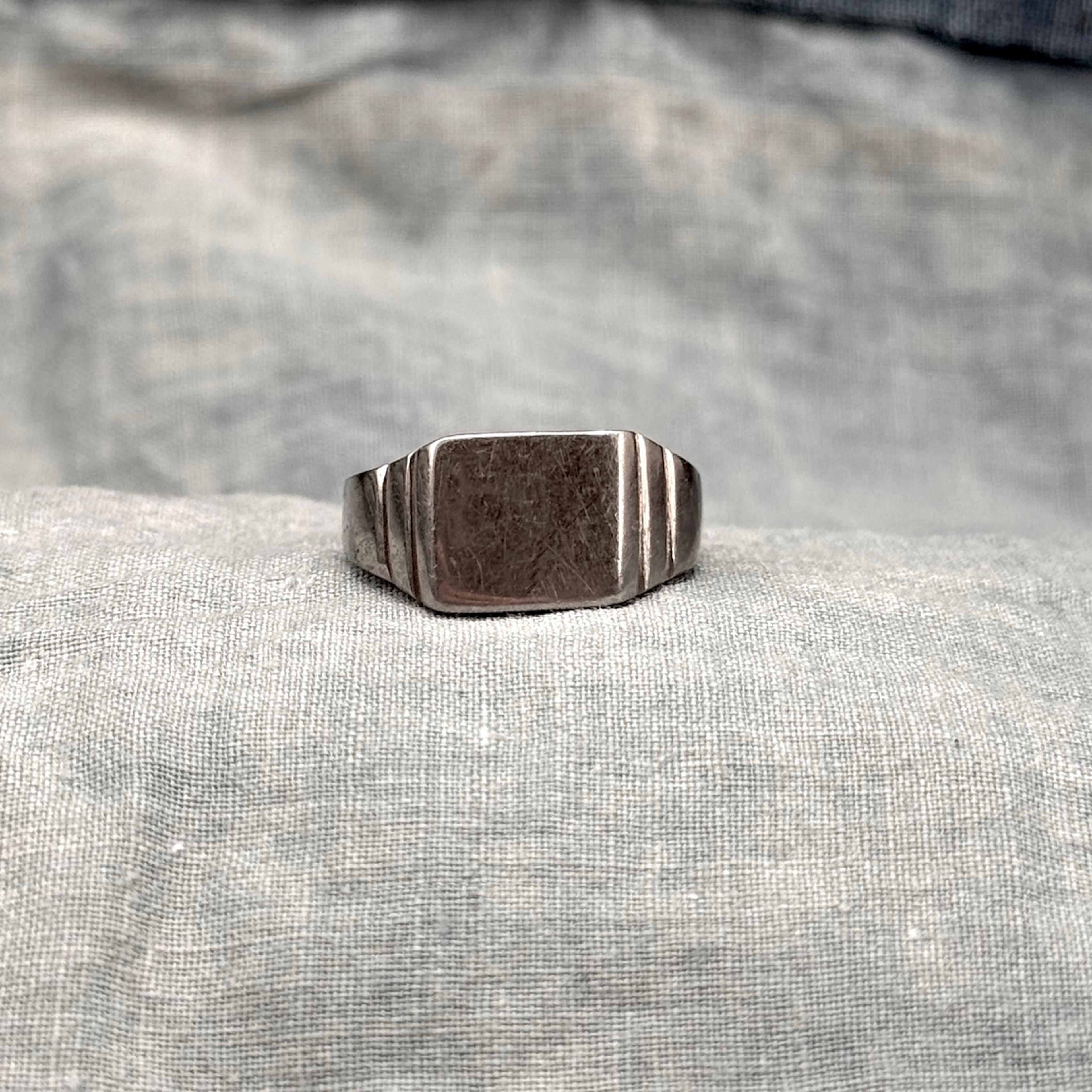 Wartime Ring 27