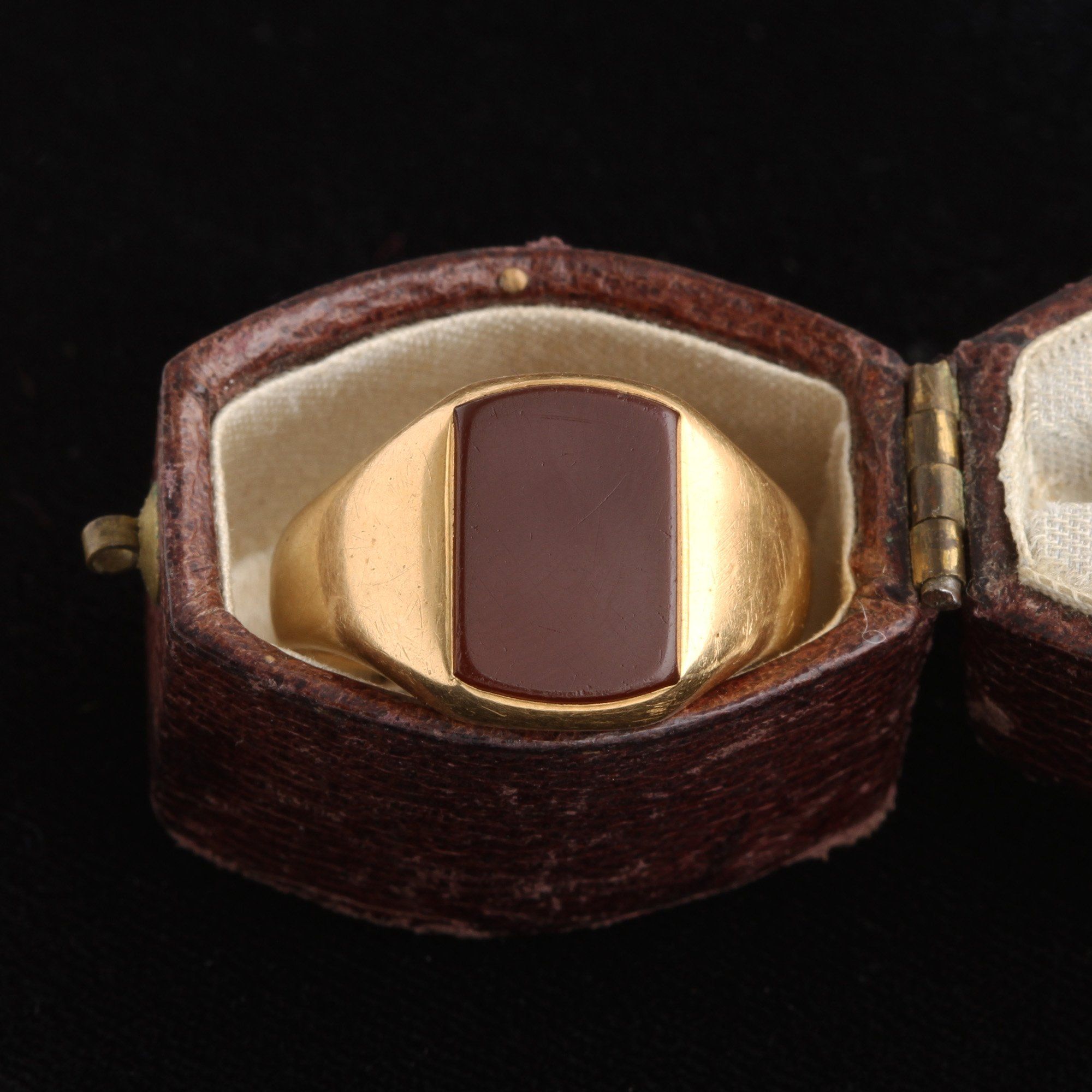 Edwardian Carnelian Signet Ring