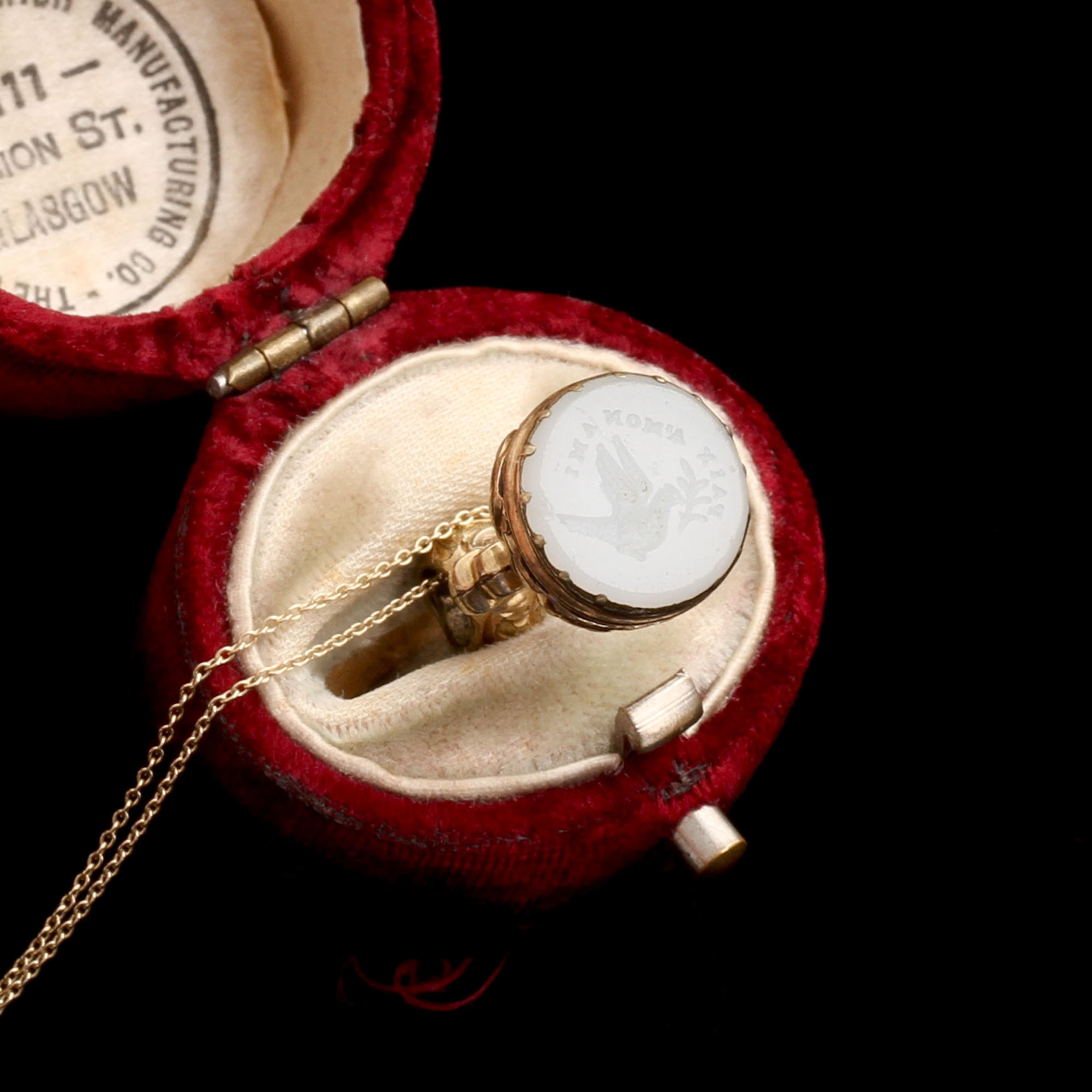 Georgian "Paix a'mon ami" Wax Seal Necklace