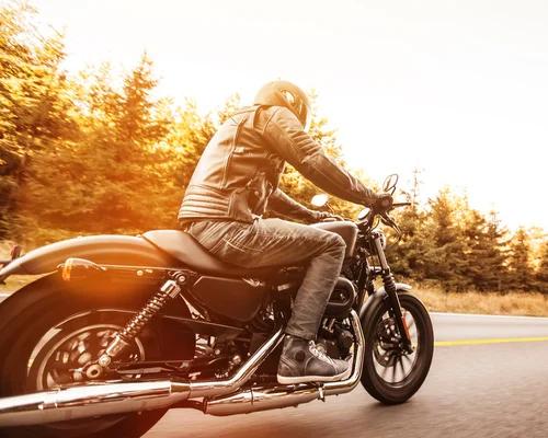 Skräddarsy din Harley Davidson med vårt urval av högkvalitativa reservdelar och accessoarer för en körupplevelse i världsklass.