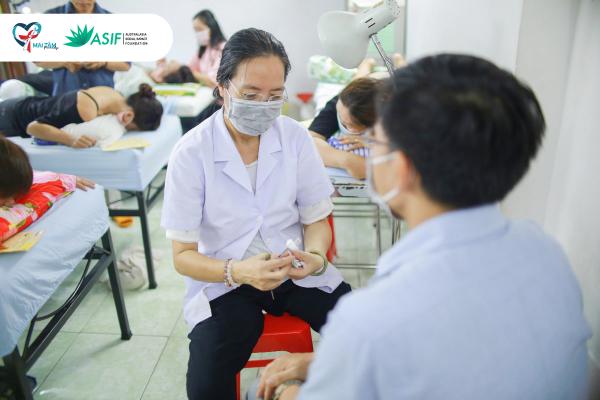 Trưởng thành cùng Mai Khôi - Đồng Tiến