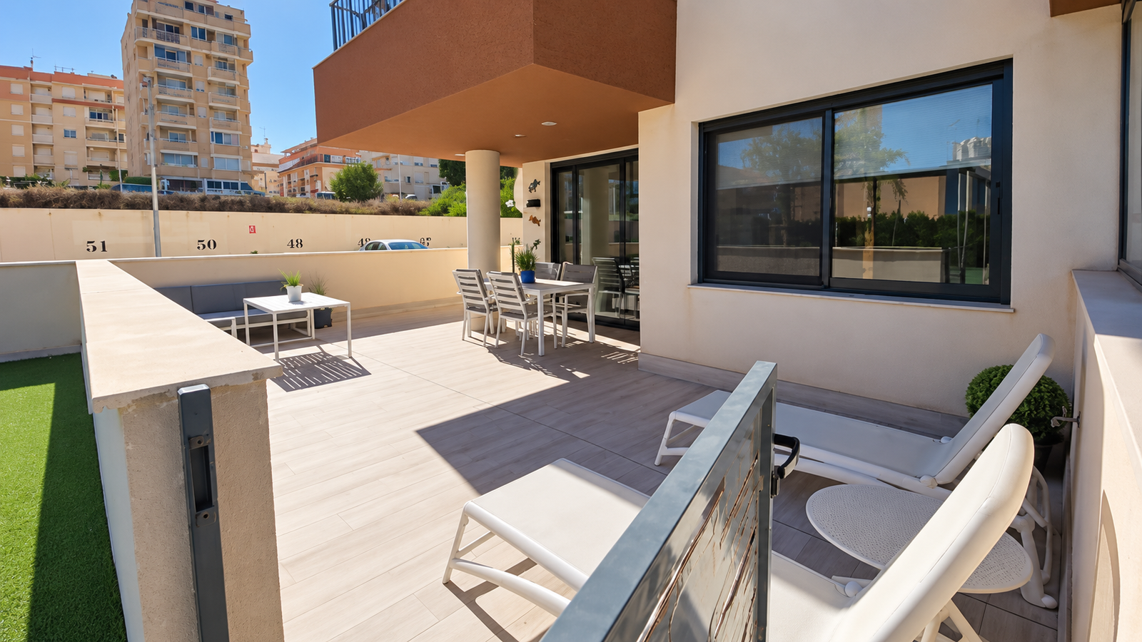 Modern hoekappartement met royaal privéterras van 52 m² — foto 2