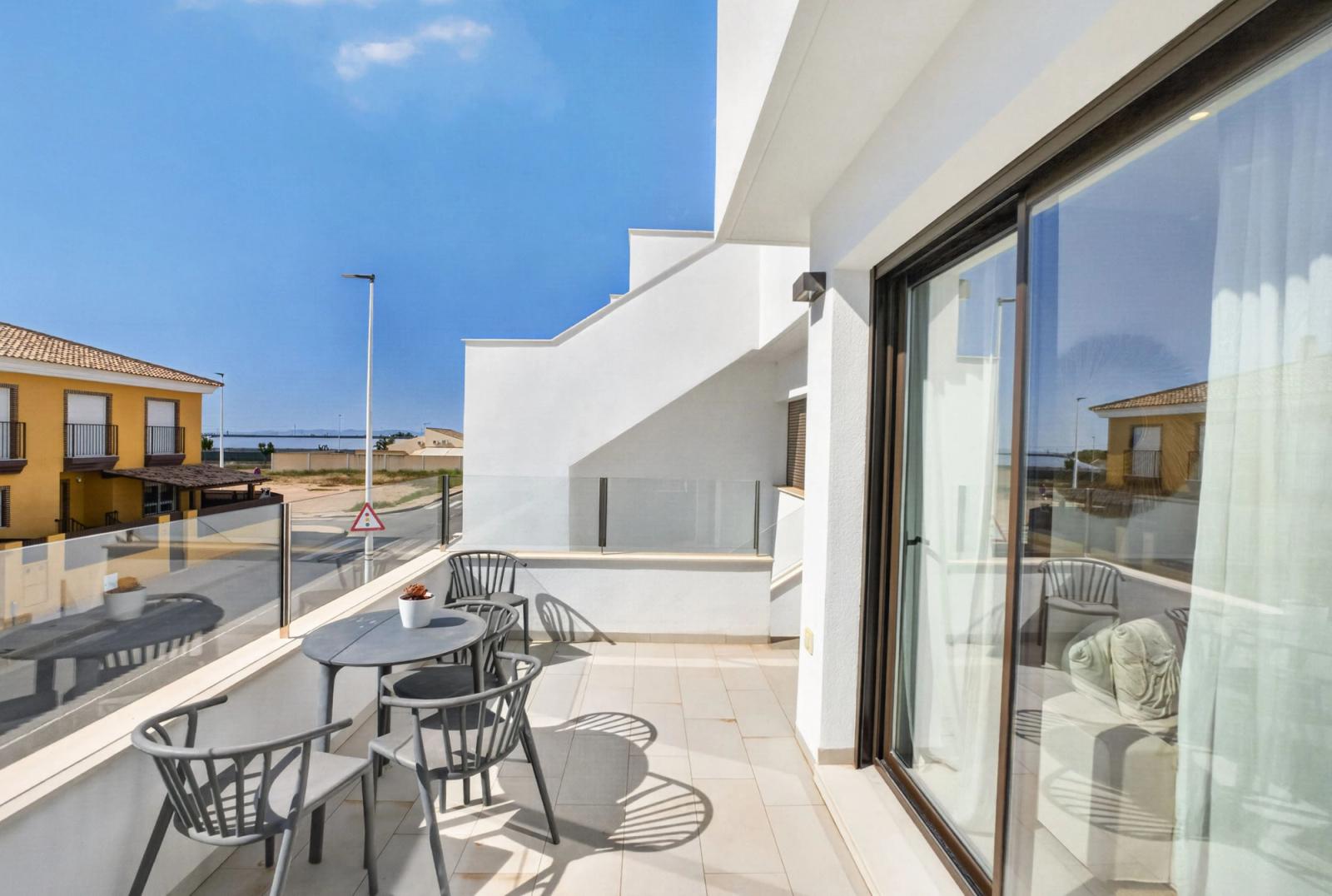 Elegant penthouse met royaal dakterras en buitenkeuken — foto 4