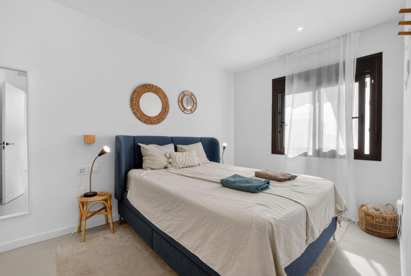 Elegant penthouse met royaal dakterras en buitenkeuken — foto 9