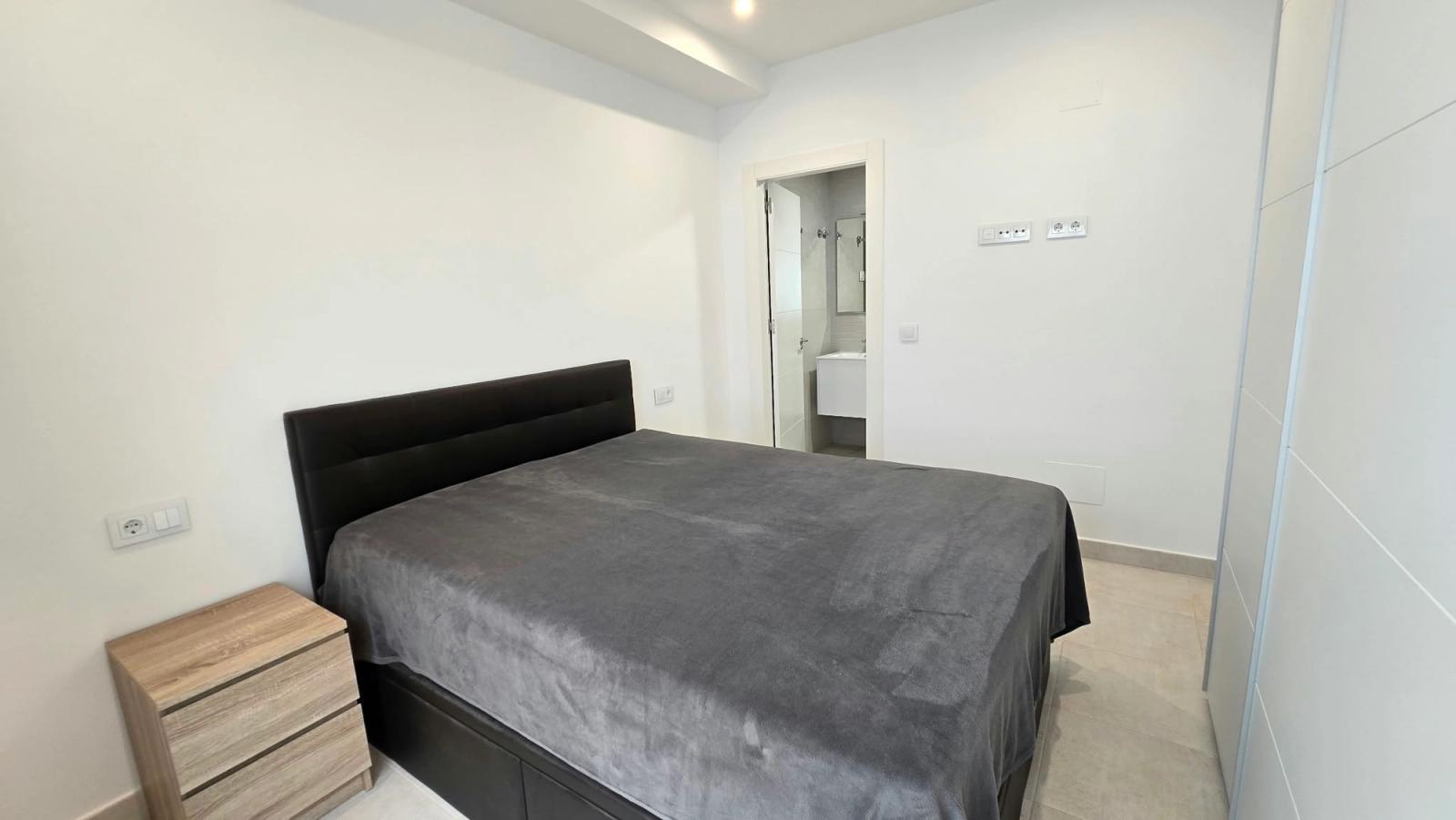 Licht appartement met royaal solarium in Pilar de la Horadada — foto 6