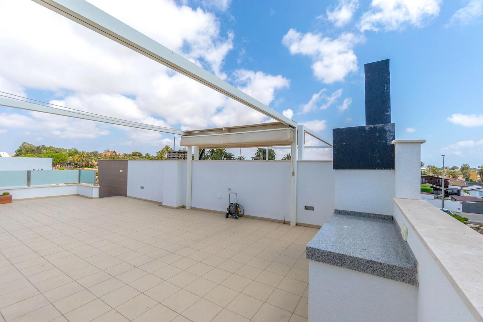 Stijlvol penthouse met riant privésolarium — foto 16