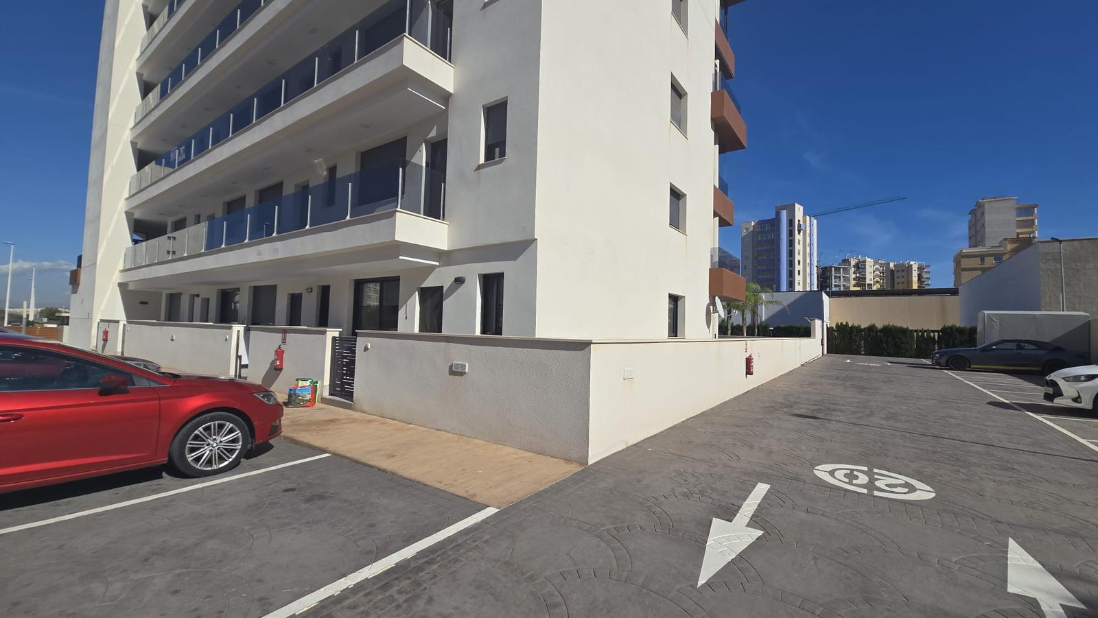 Modern hoekappartement met royaal privéterras van 52 m² — foto 12